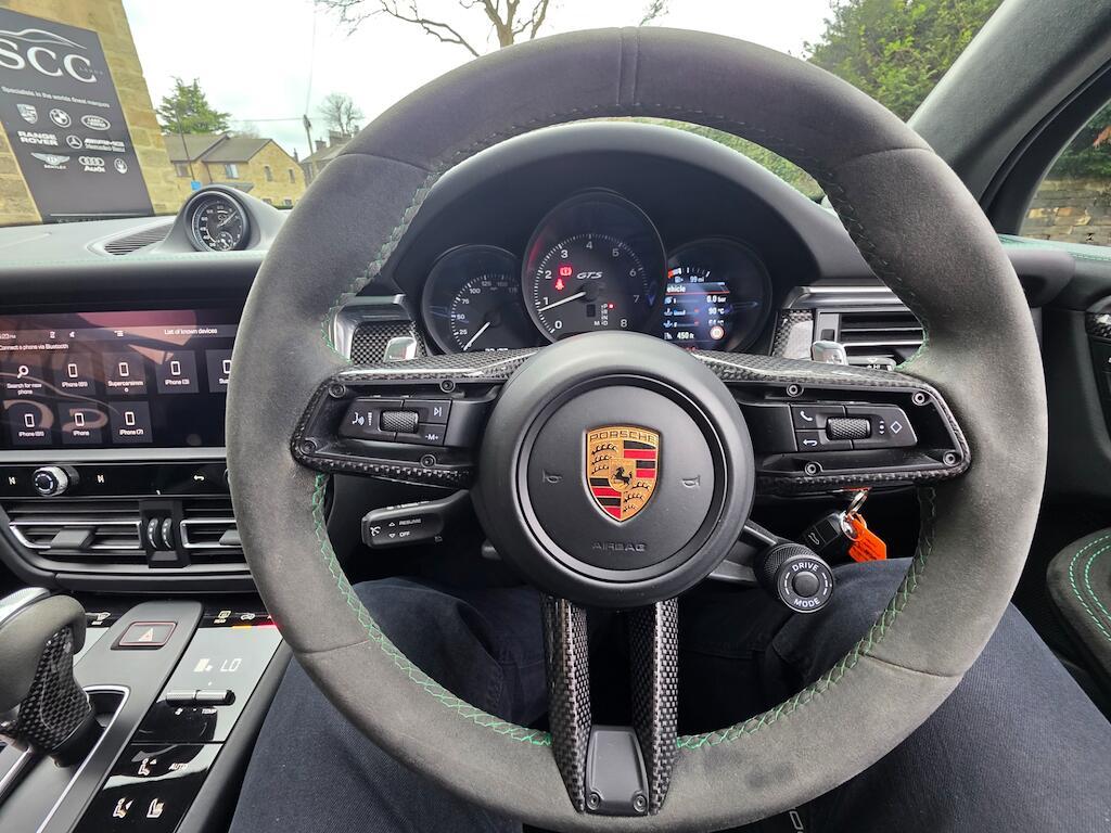 Porsche Macan - Image 45