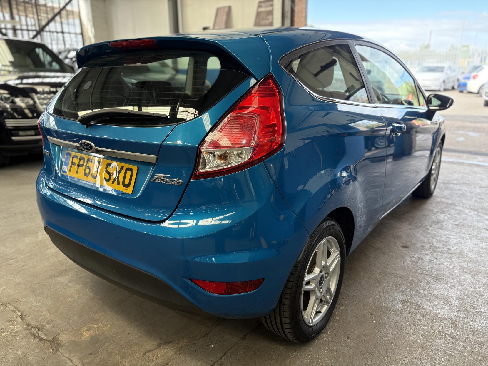 Ford Fiesta - Image 9