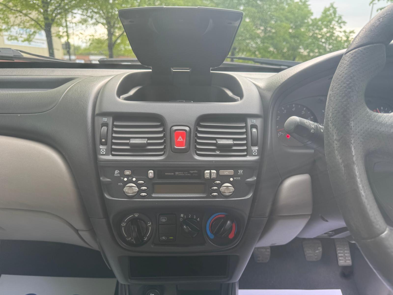 Nissan Almera - Image 50