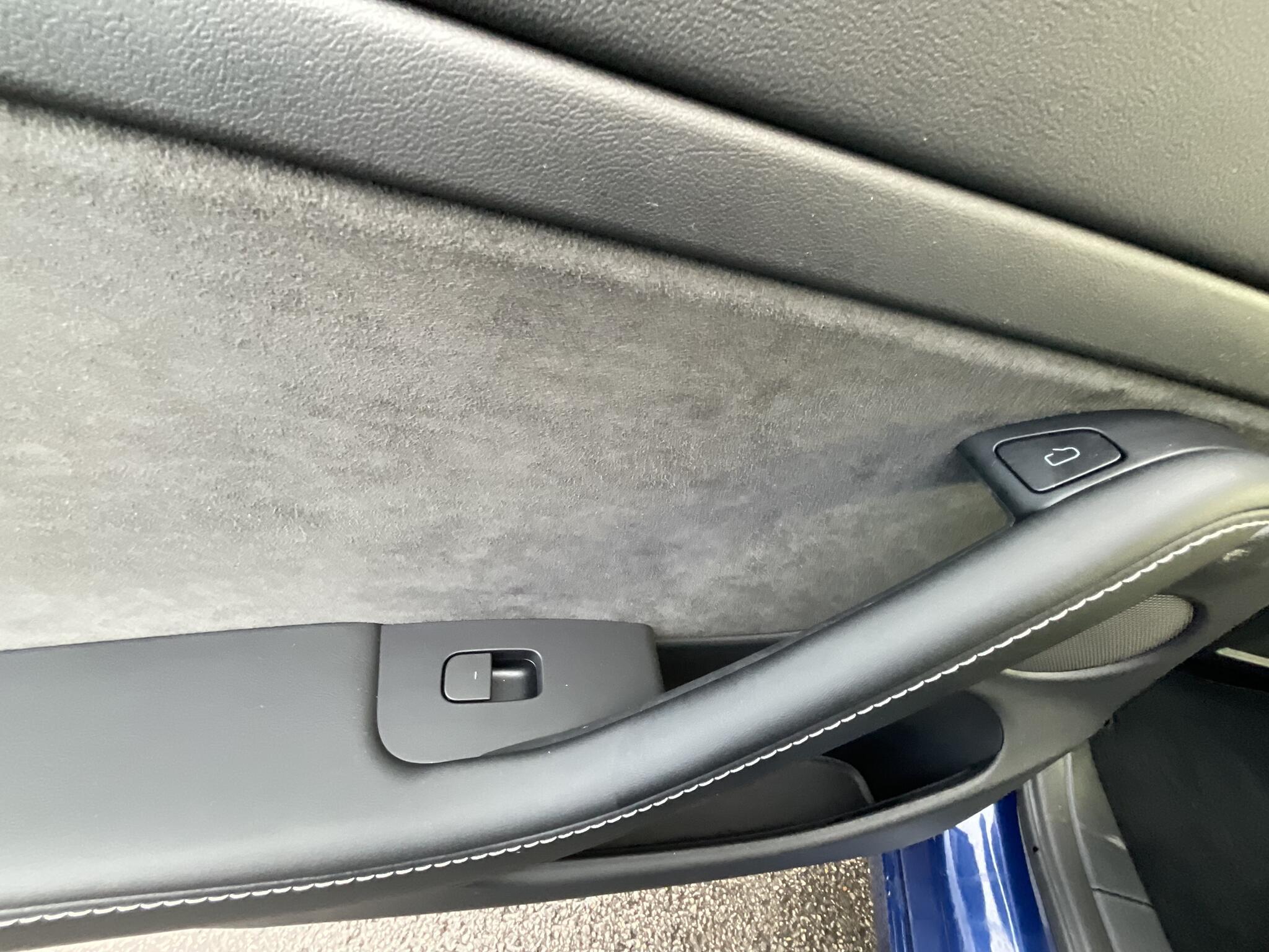 Tesla Model 3 - Image 18
