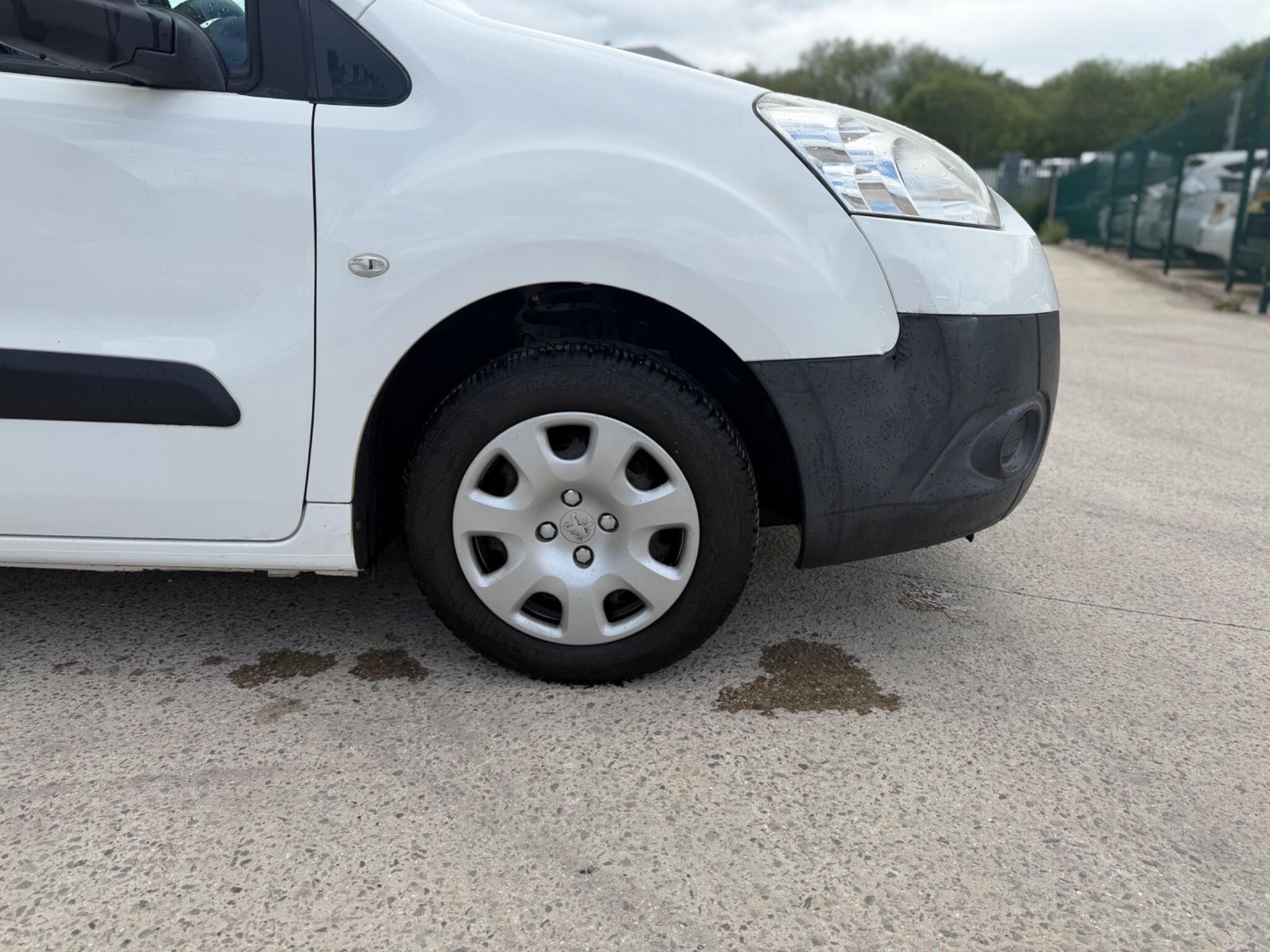 Peugeot Partner - Image 18