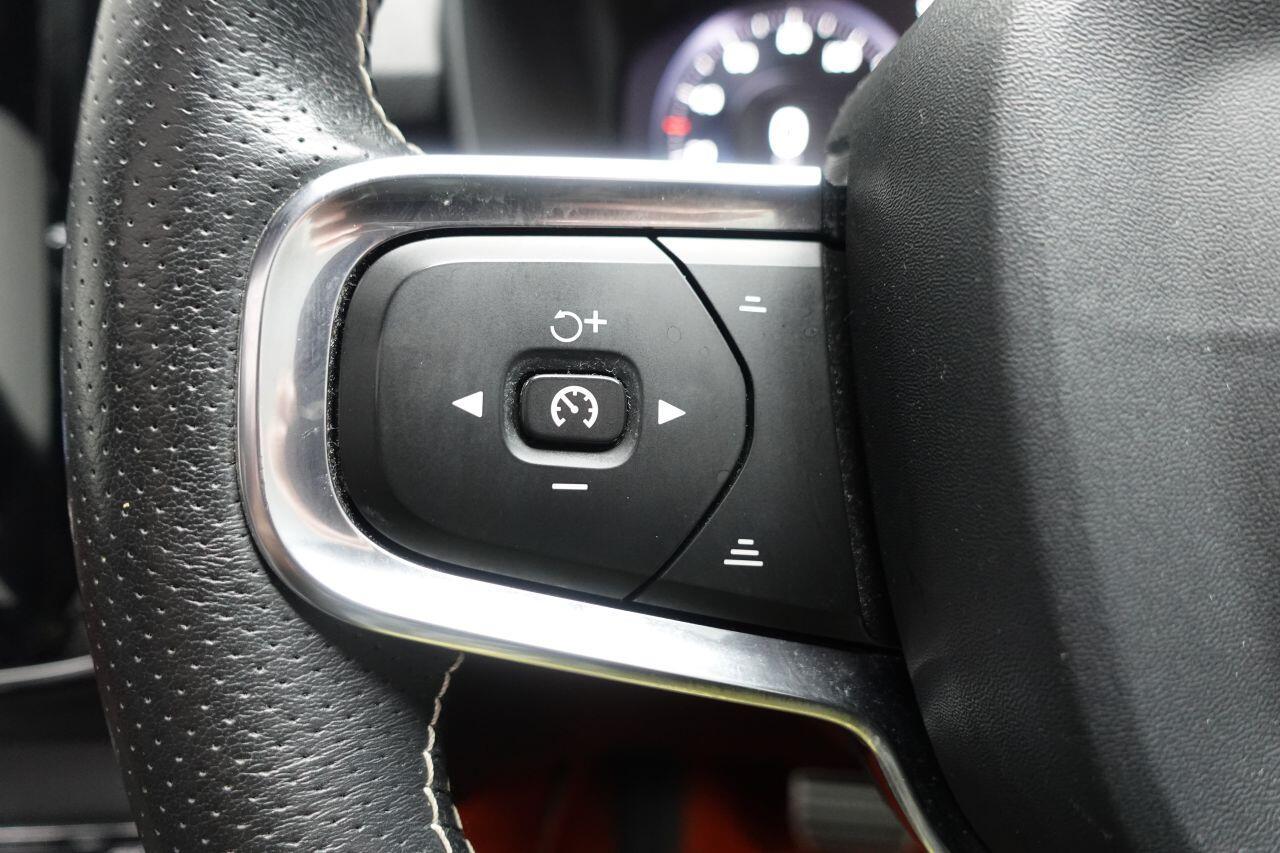 Volvo XC40 - Image 57