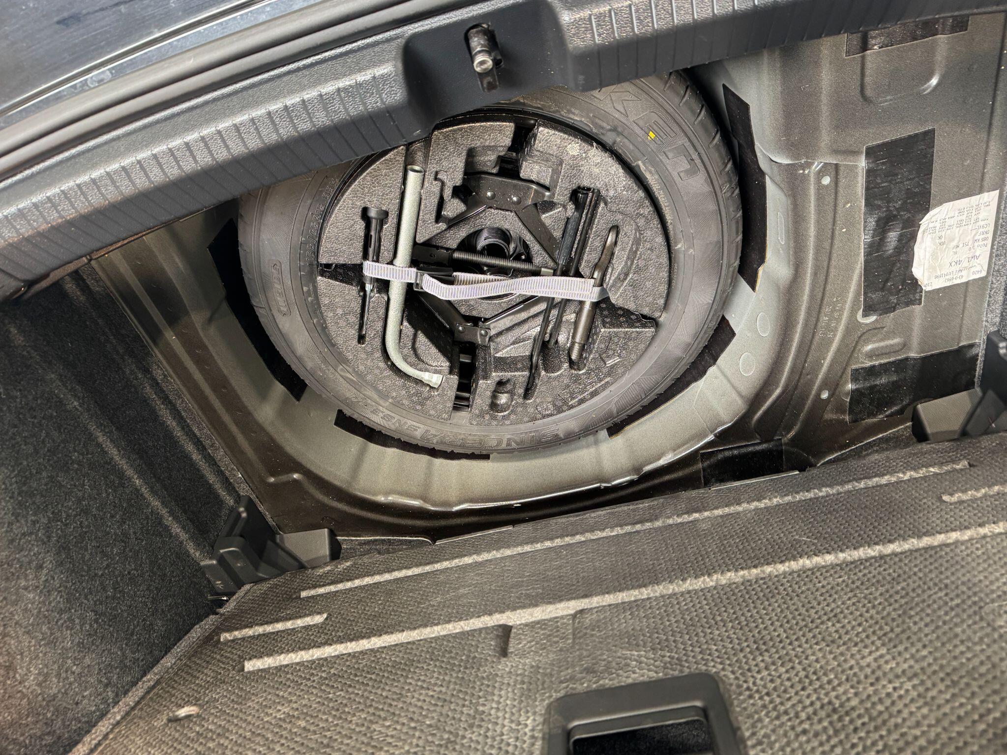 Volkswagen Polo - Image 46