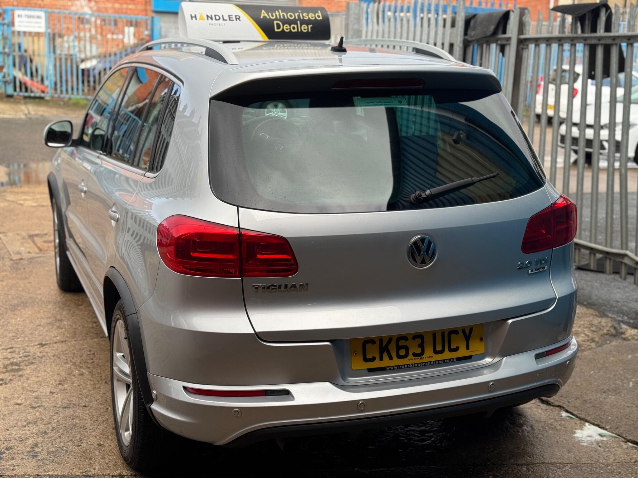 Volkswagen Tiguan - Image 20