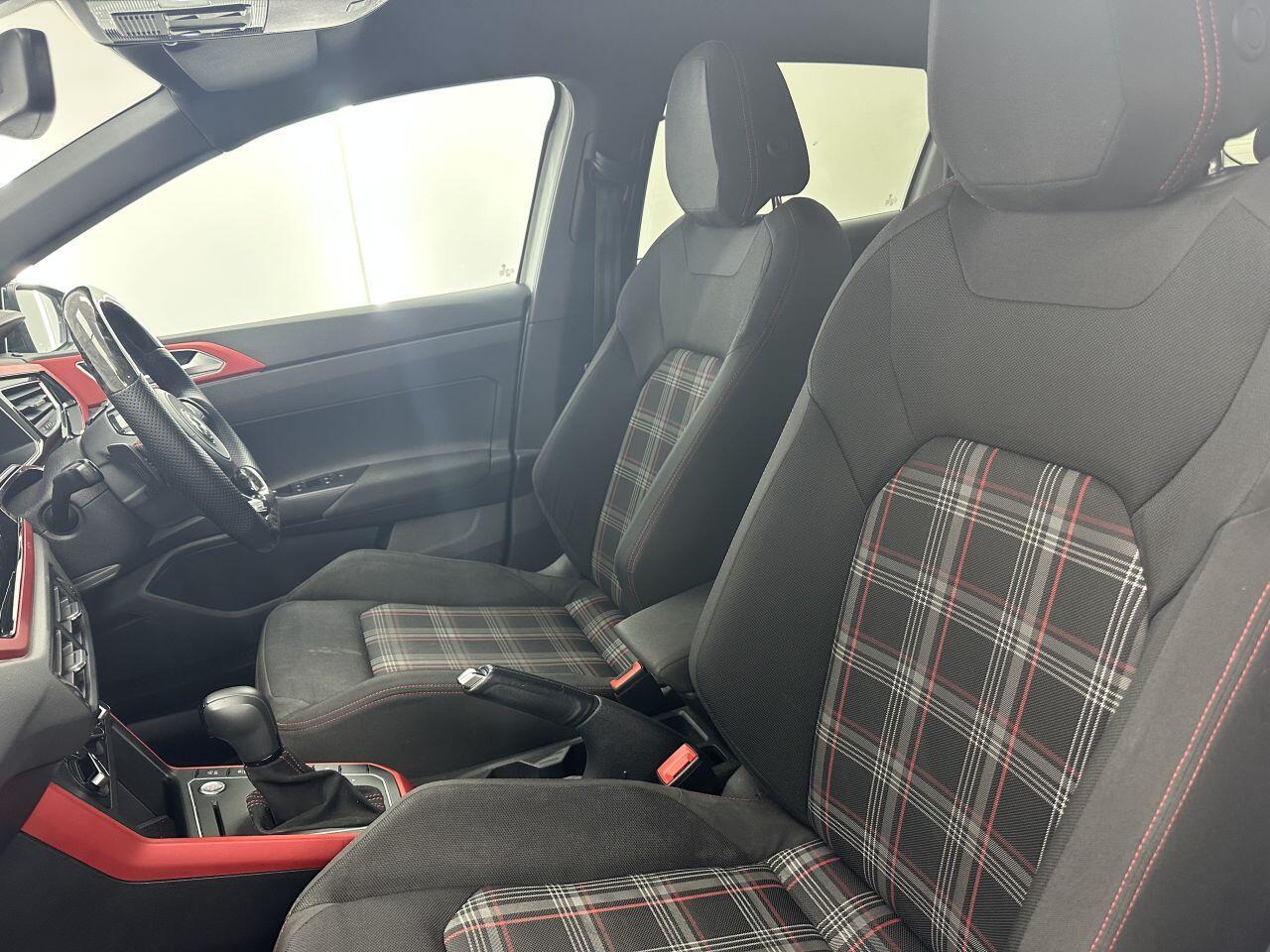 Volkswagen Polo - Image 16