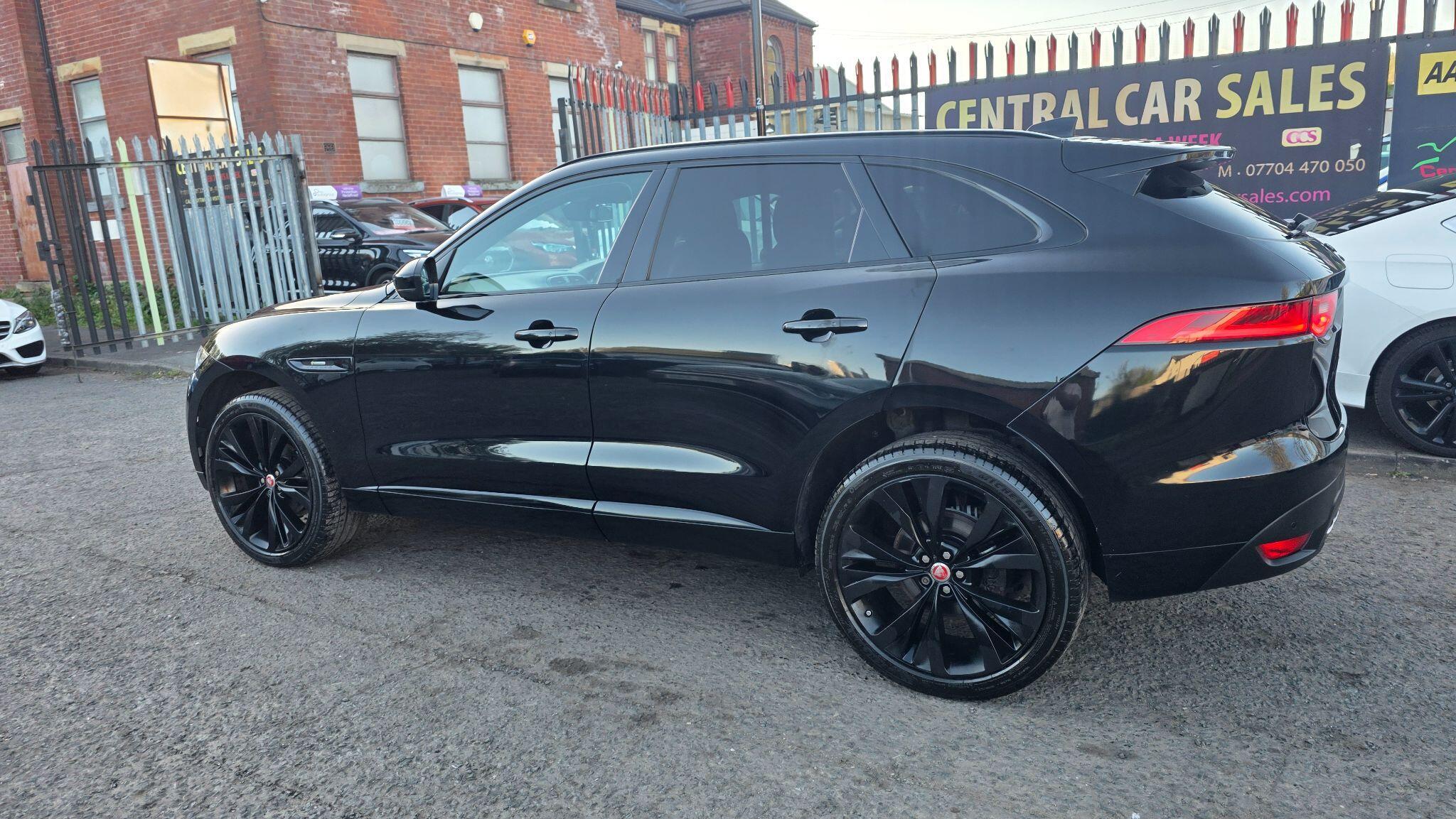 Jaguar F-Pace - Image 15