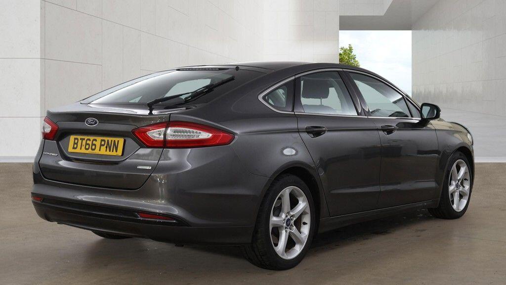 Ford Mondeo - Image 4