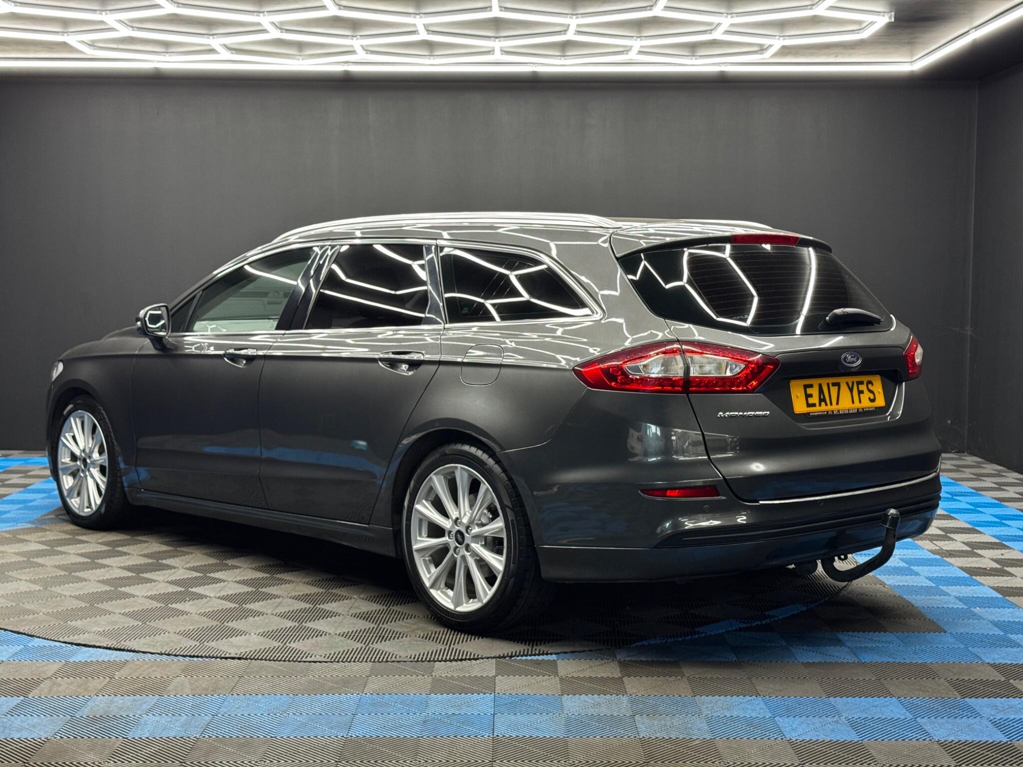 Ford Mondeo - Image 7