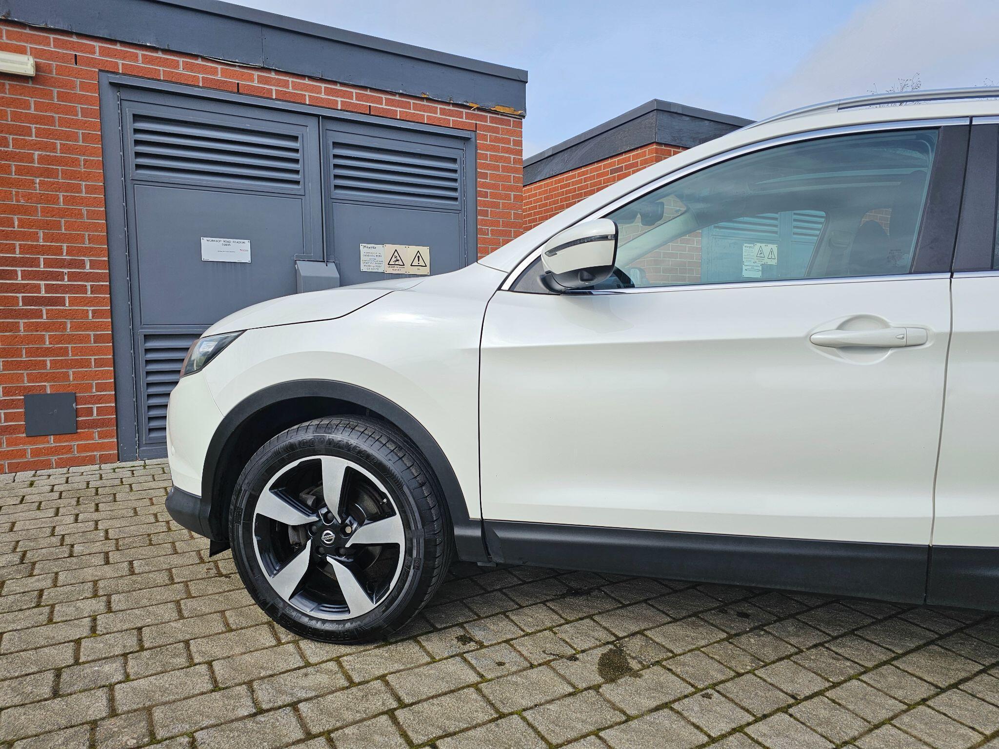 Nissan Qashqai - Image 19