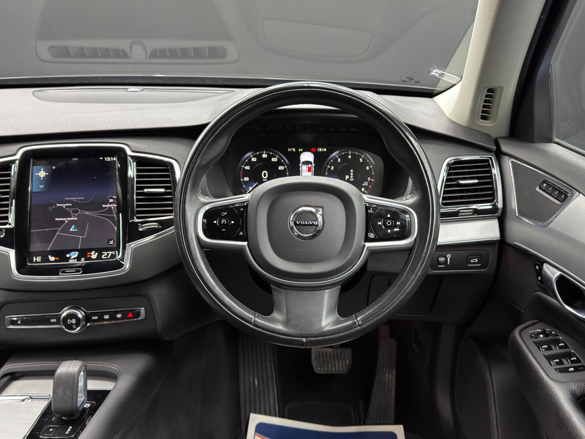 Volvo XC90 - Image 19