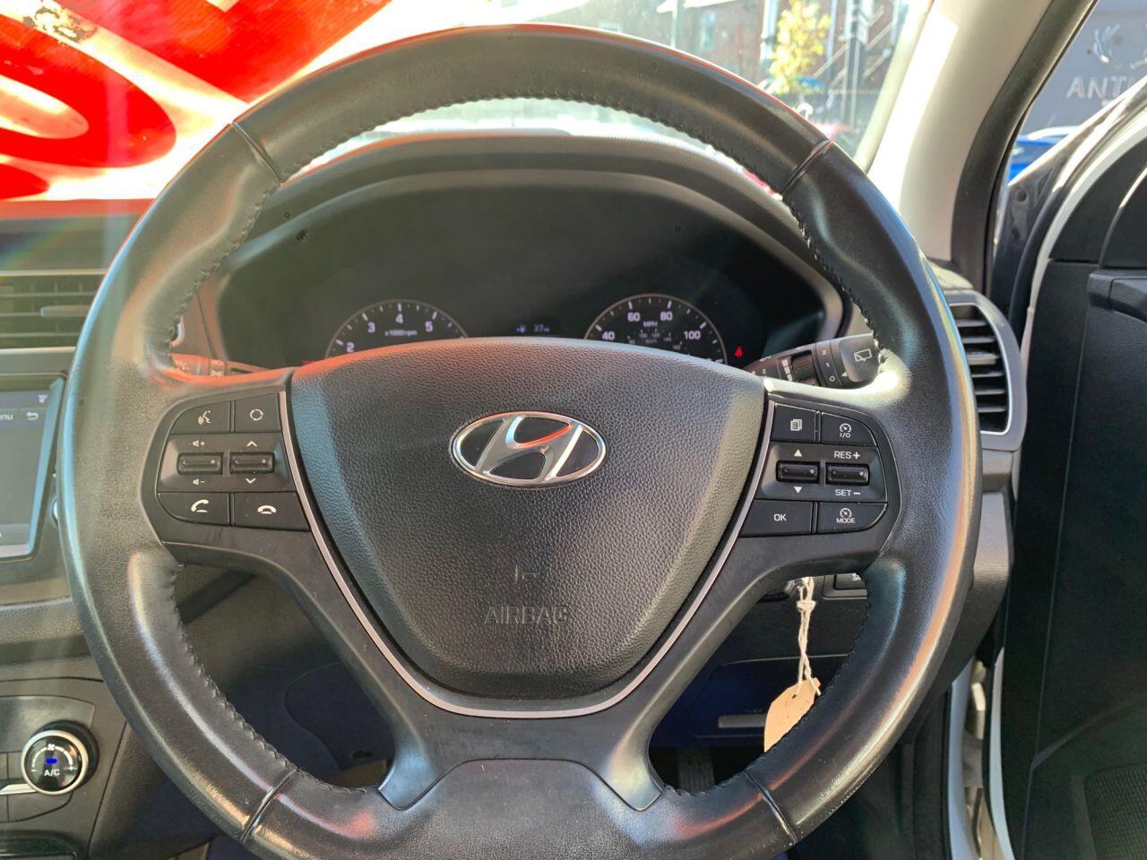 Hyundai i20 - Image 15