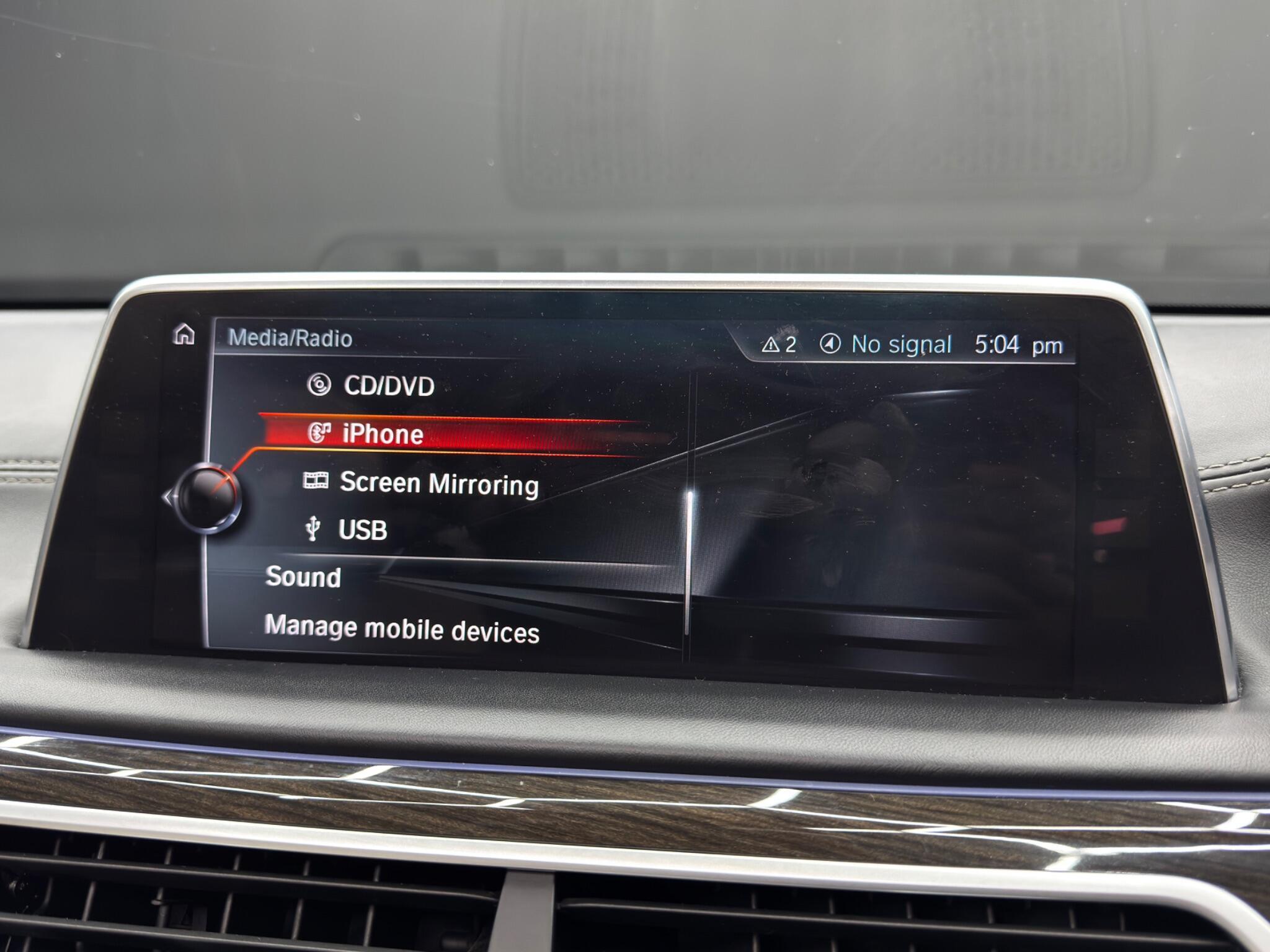 BMW 7 Series - Image 37