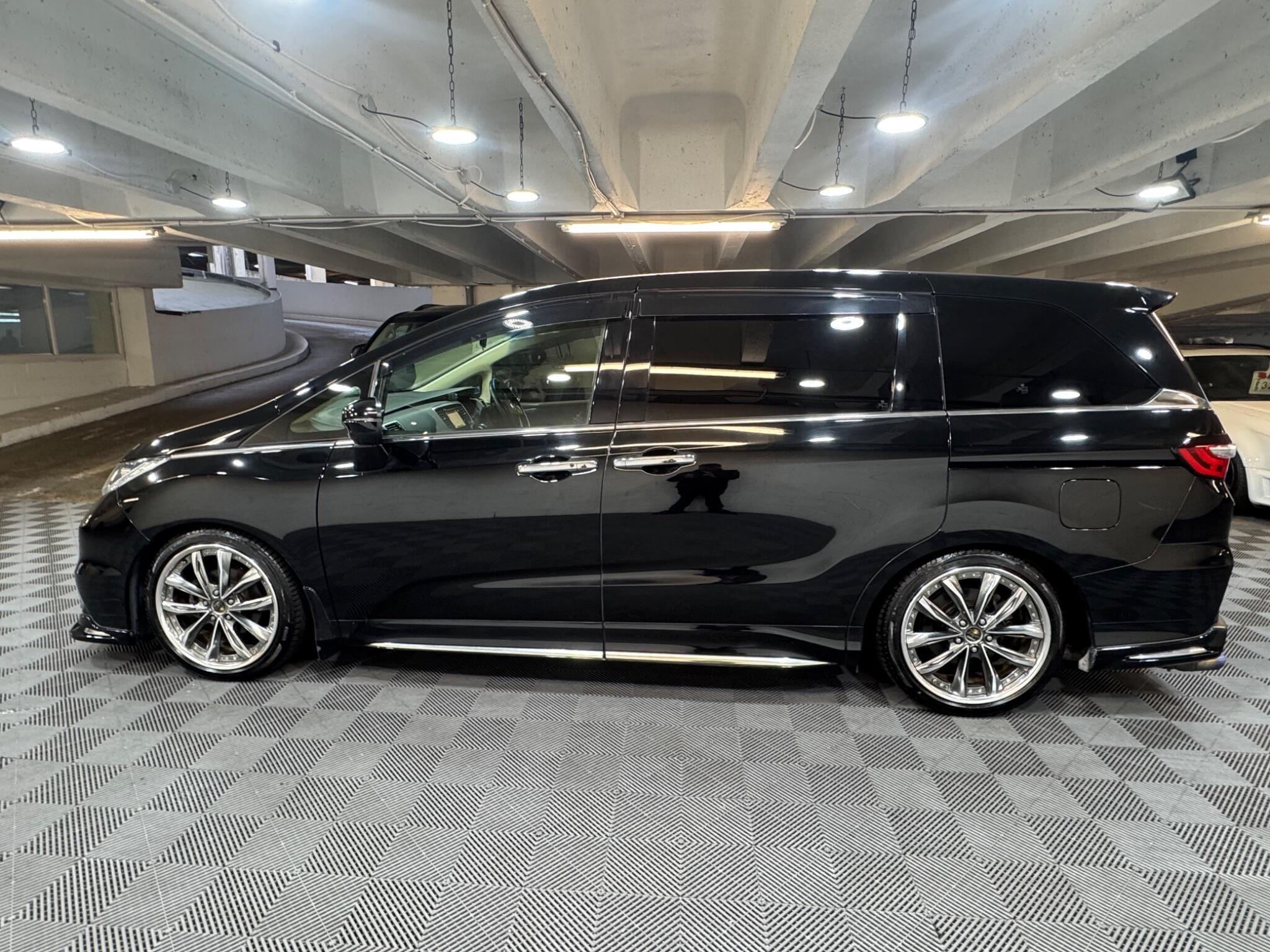 Honda Odyssey - Image 2