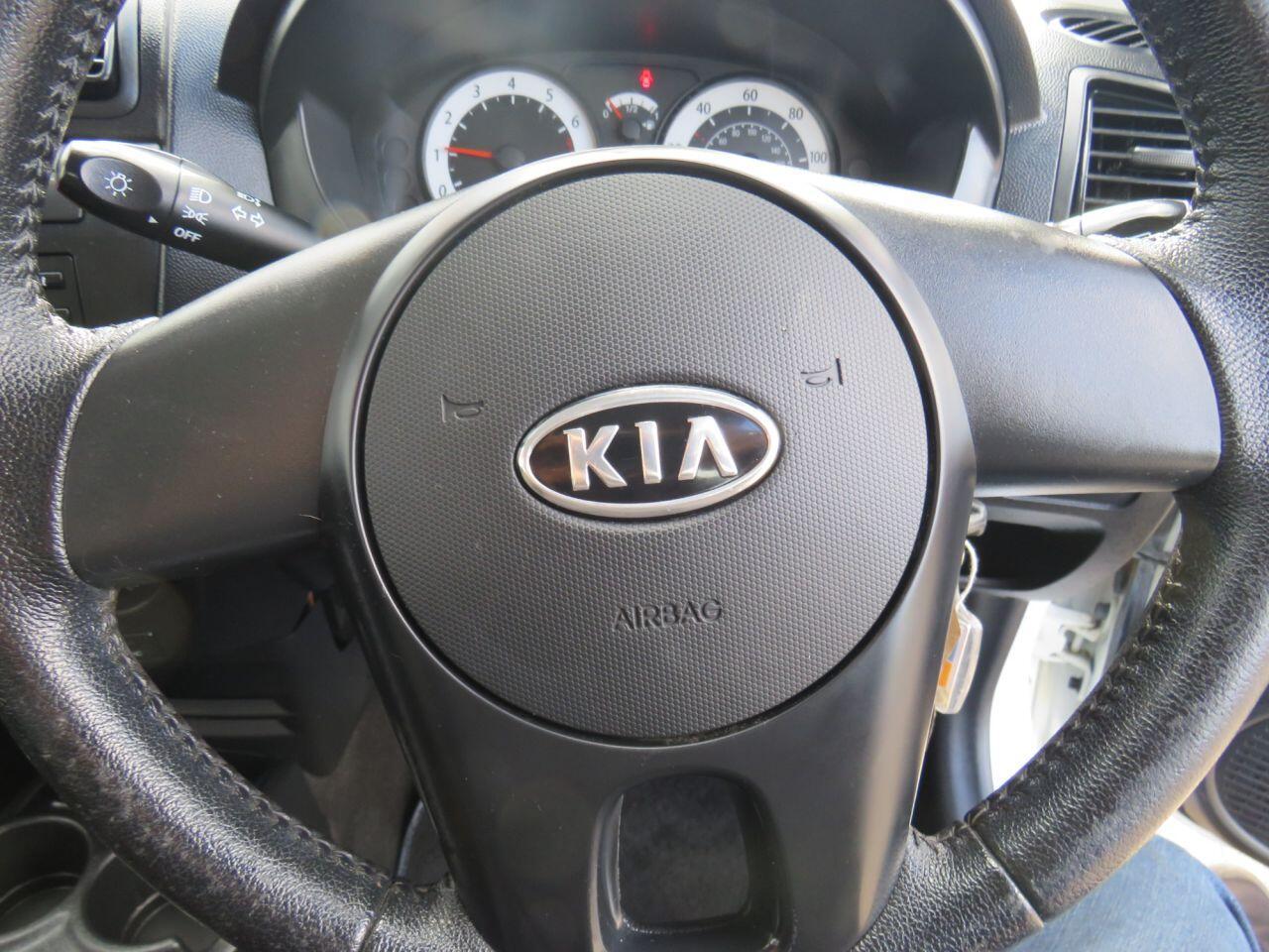 Kia Picanto - Image 16