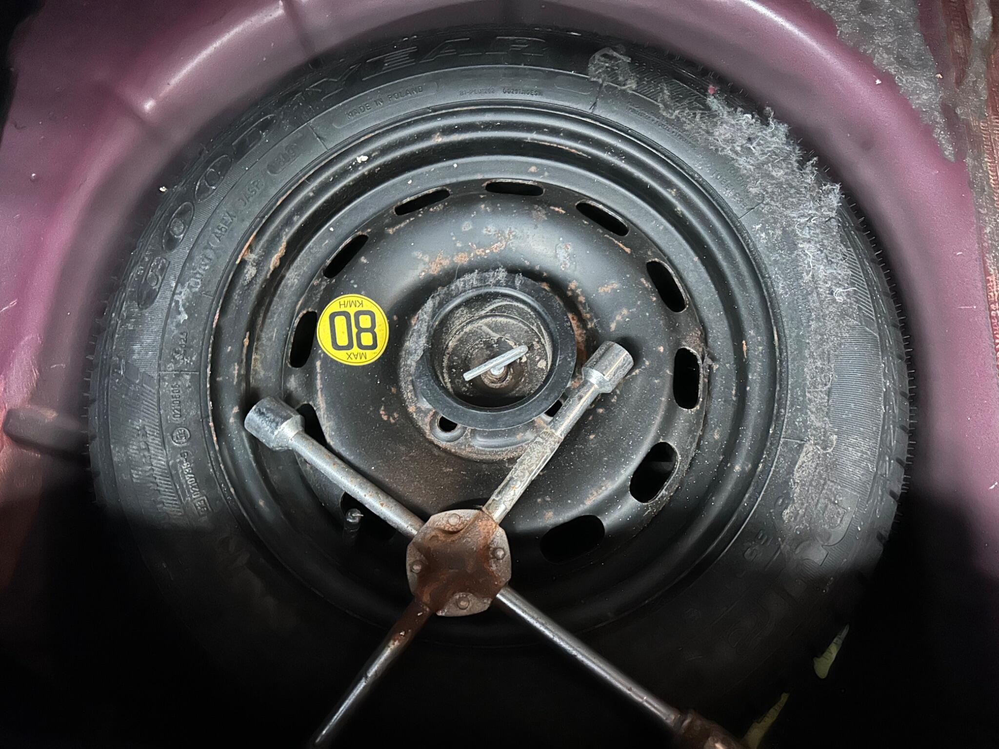 Ford Fiesta - Image 20