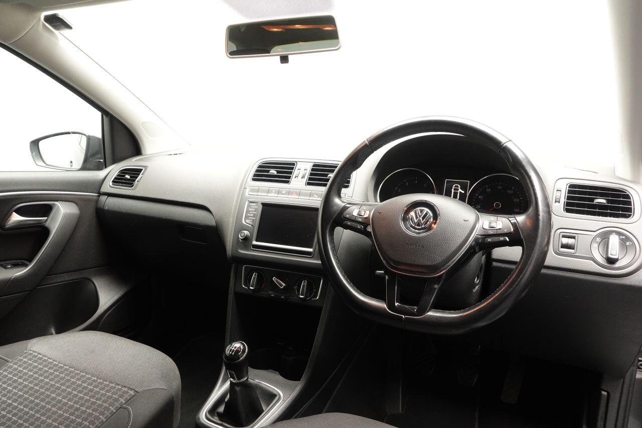 Volkswagen Polo - Image 23