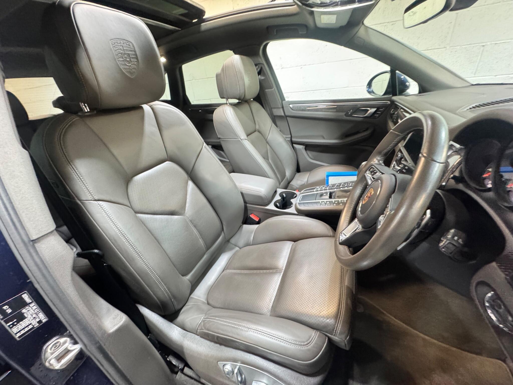 Porsche Macan - Image 8