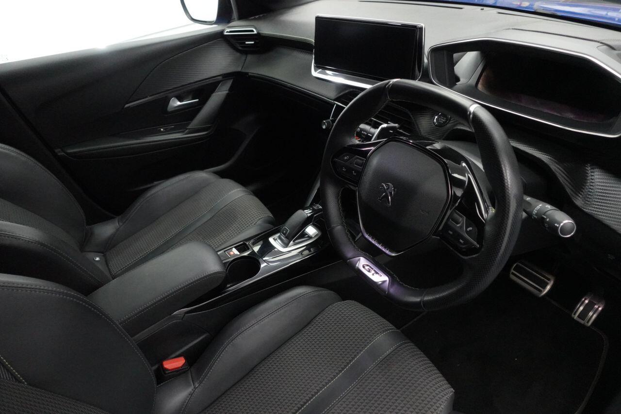 Peugeot 208 - Image 16