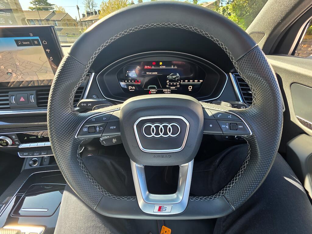 Audi SQ5 - Image 50