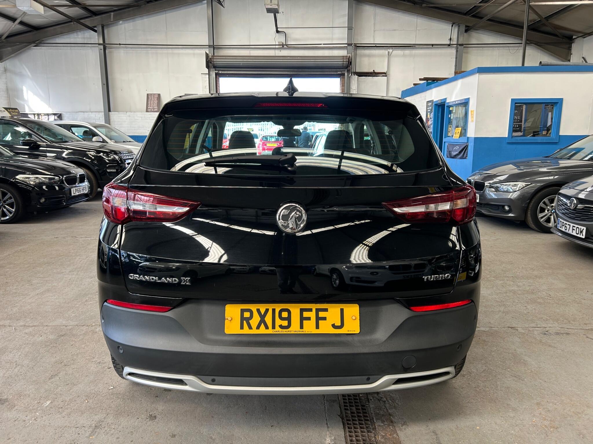 Vauxhall Grandland X - Image 7