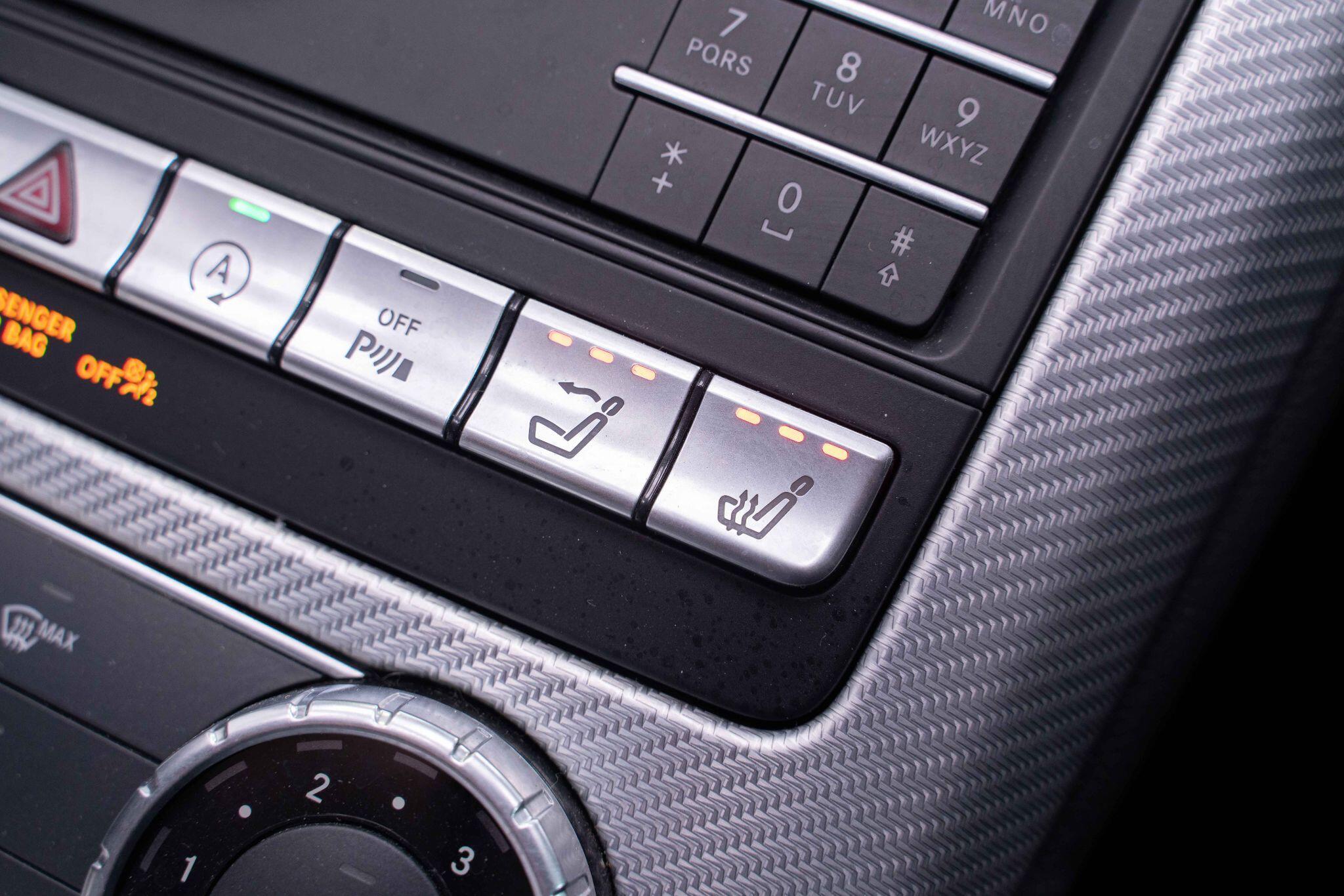 Mercedes SLC - Image 16