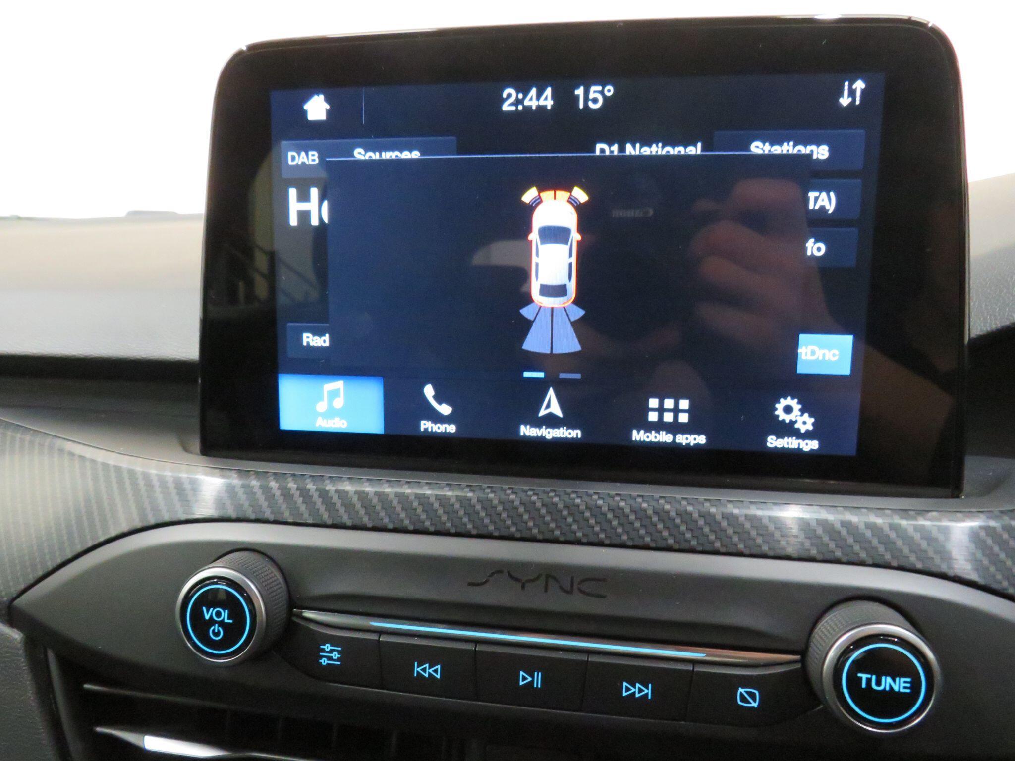 Ford Focus - Image 19