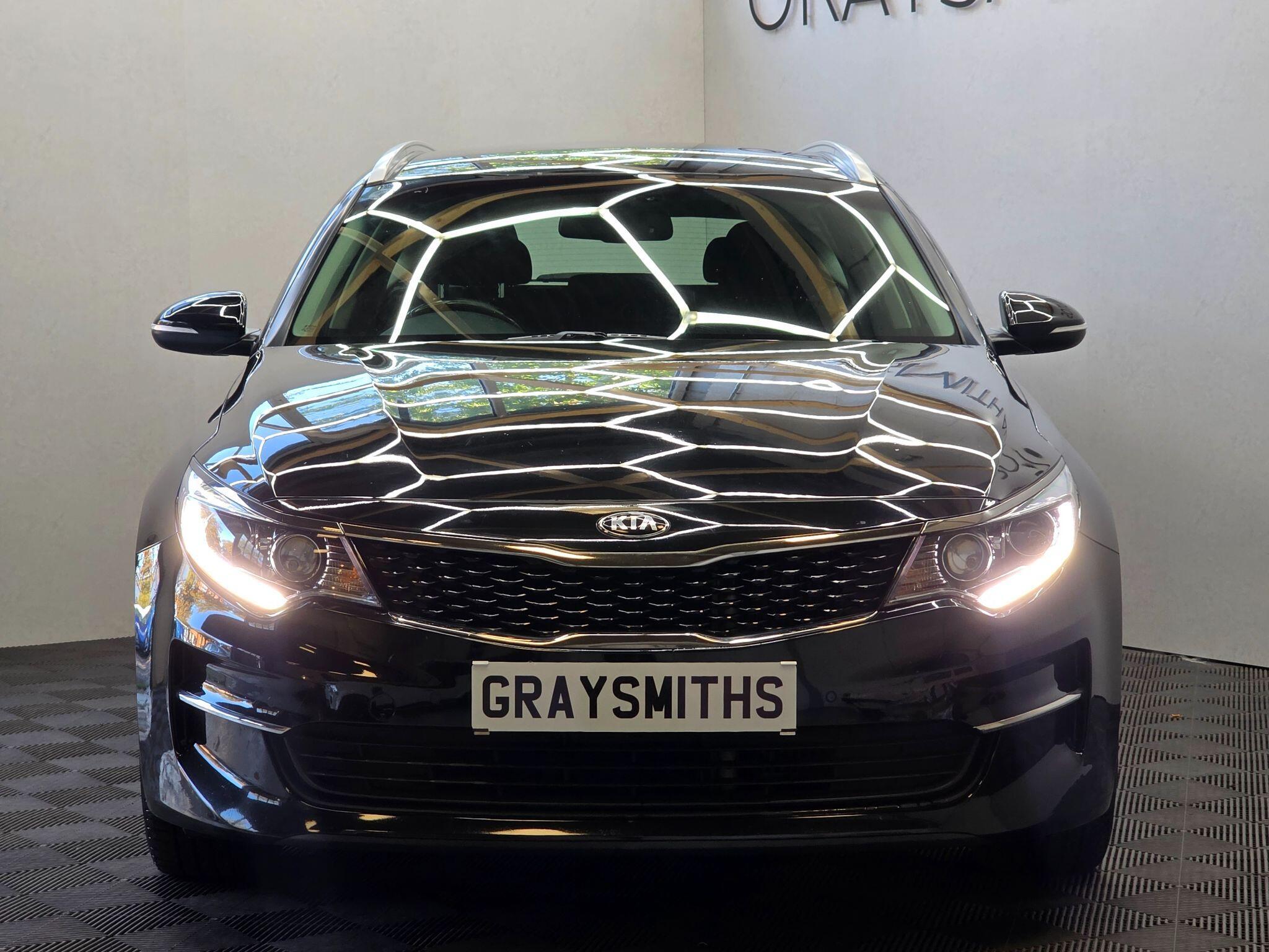 Kia Optima - Image 6