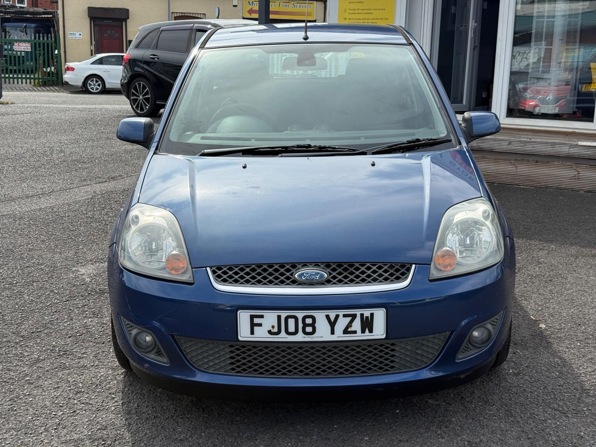Ford Fiesta - Image 4