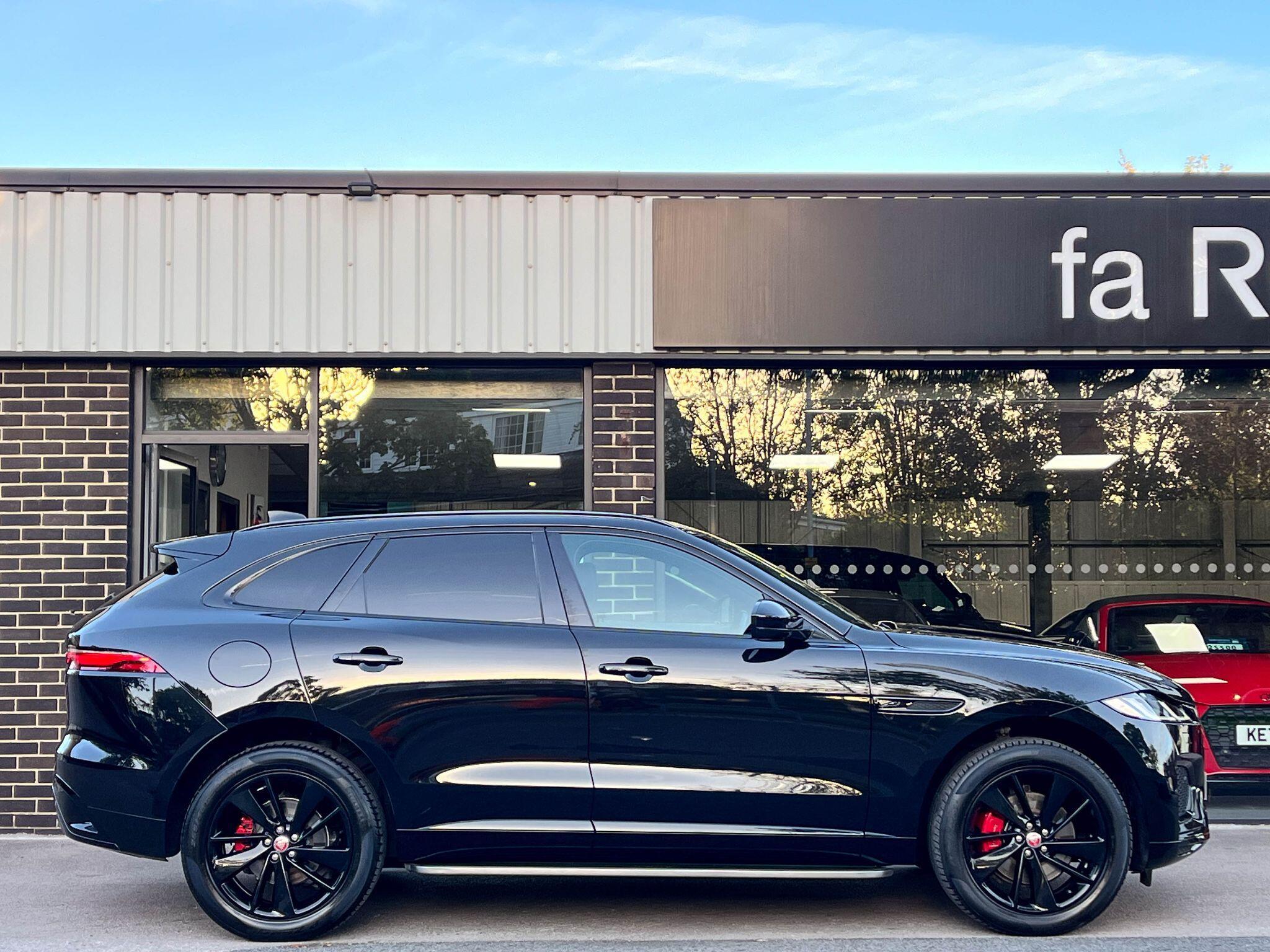 Jaguar F-Pace - Image 17
