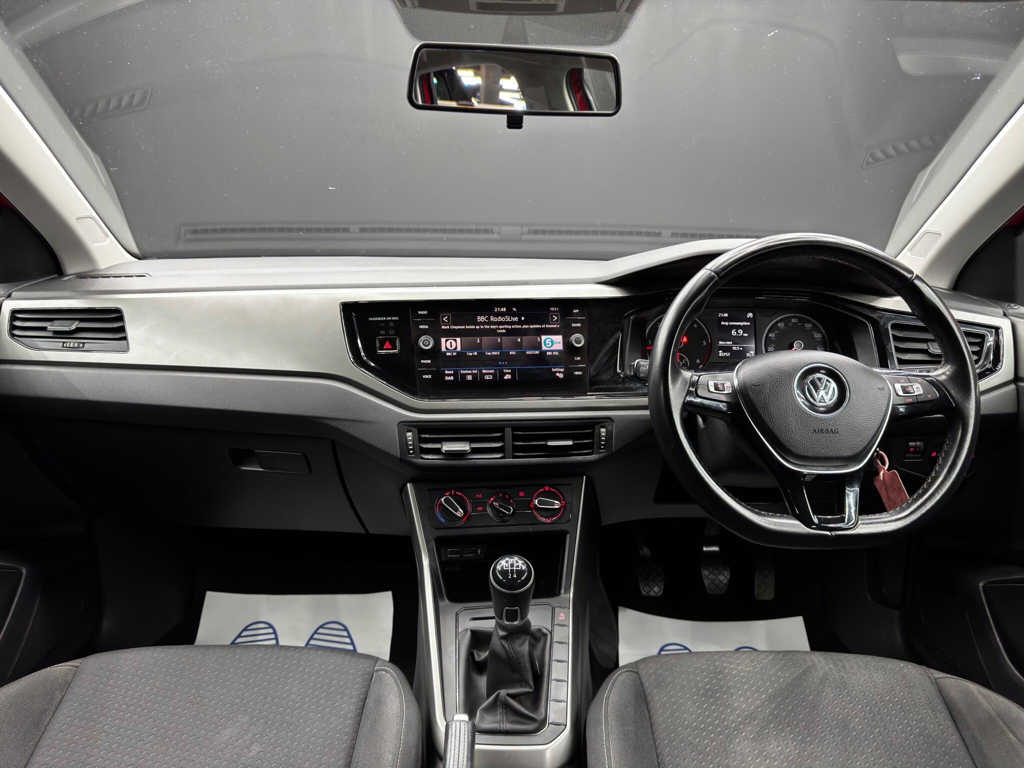 Volkswagen Polo - Image 10