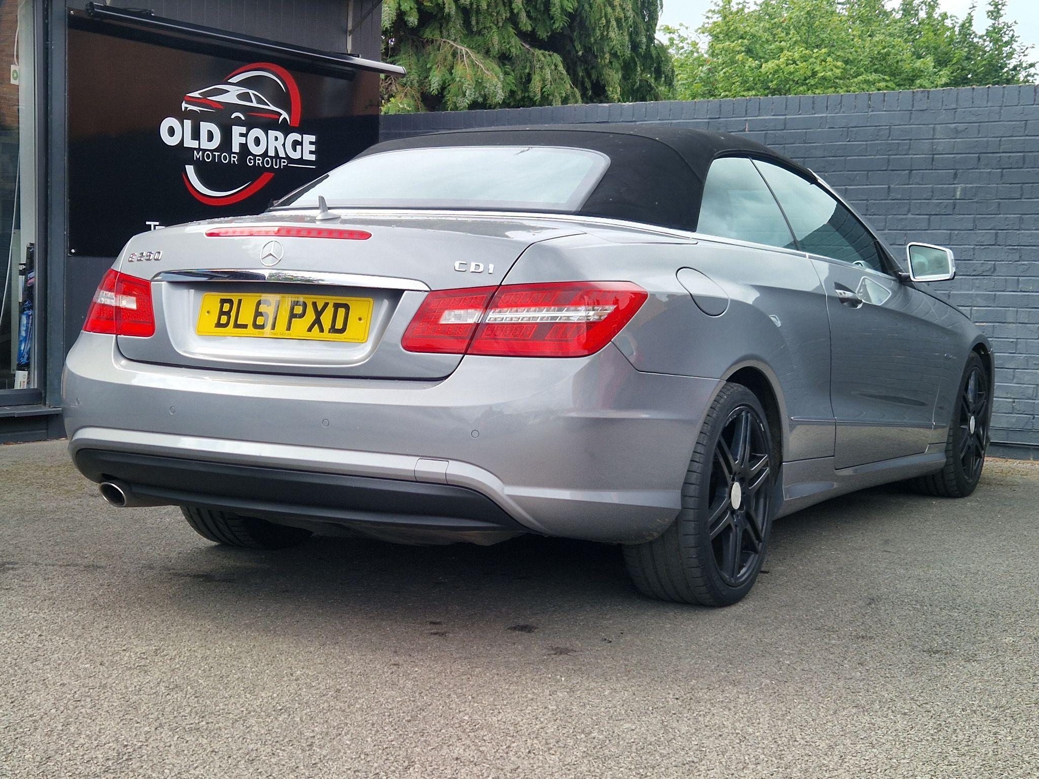 Mercedes E Class - Image 30