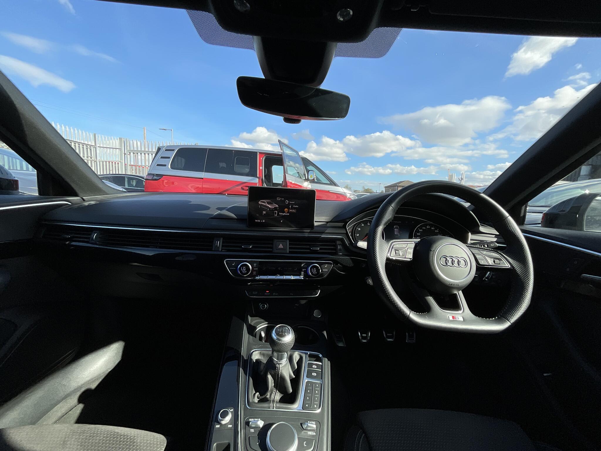 Audi A4 - Image 6