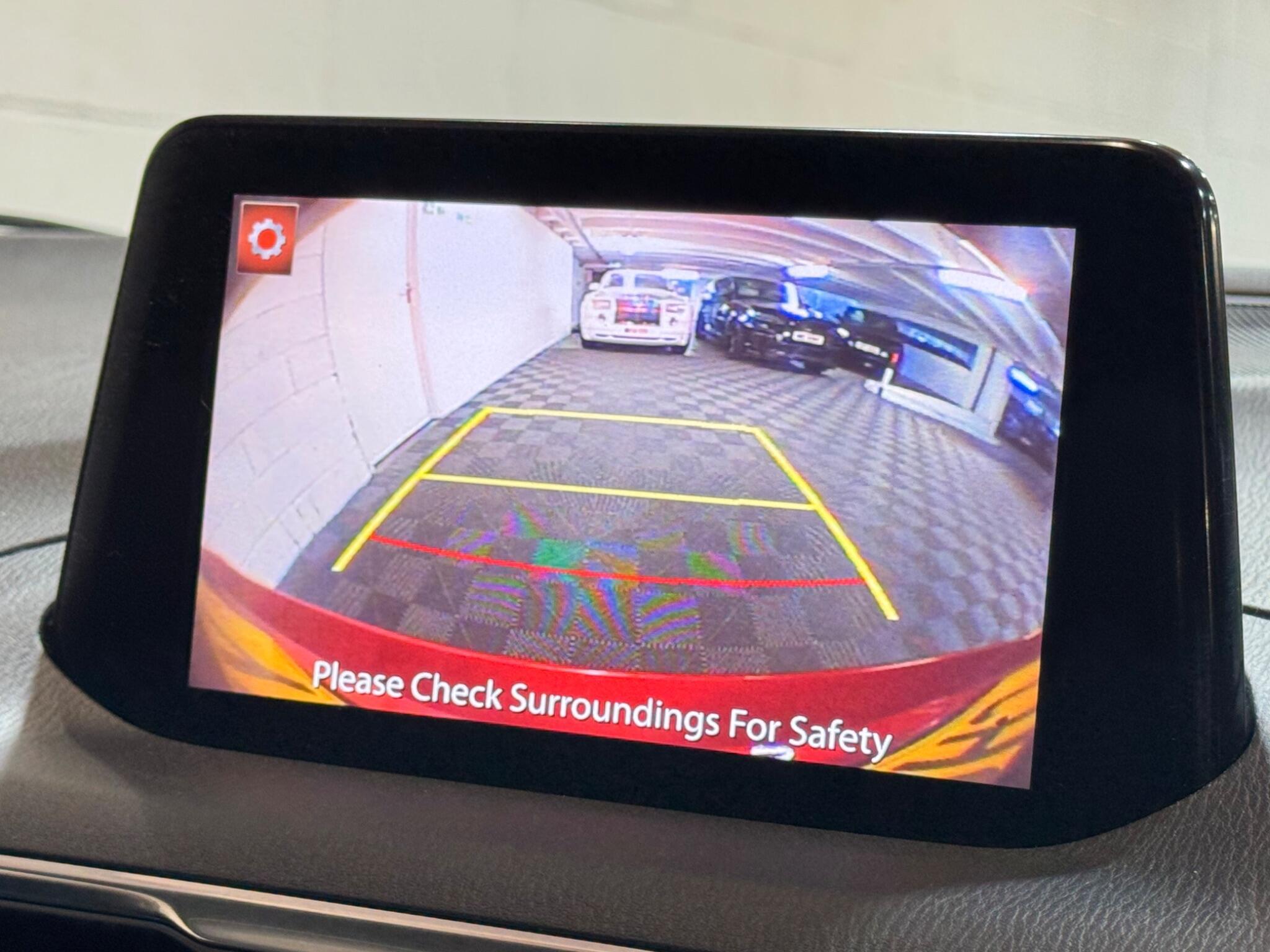 Mazda MAZDA3 - Image 14