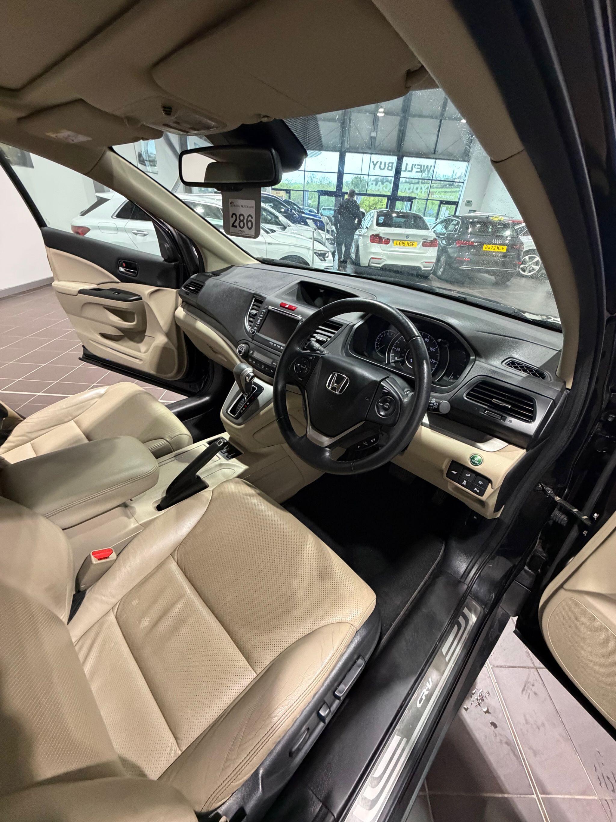 Honda CR-V - Image 9