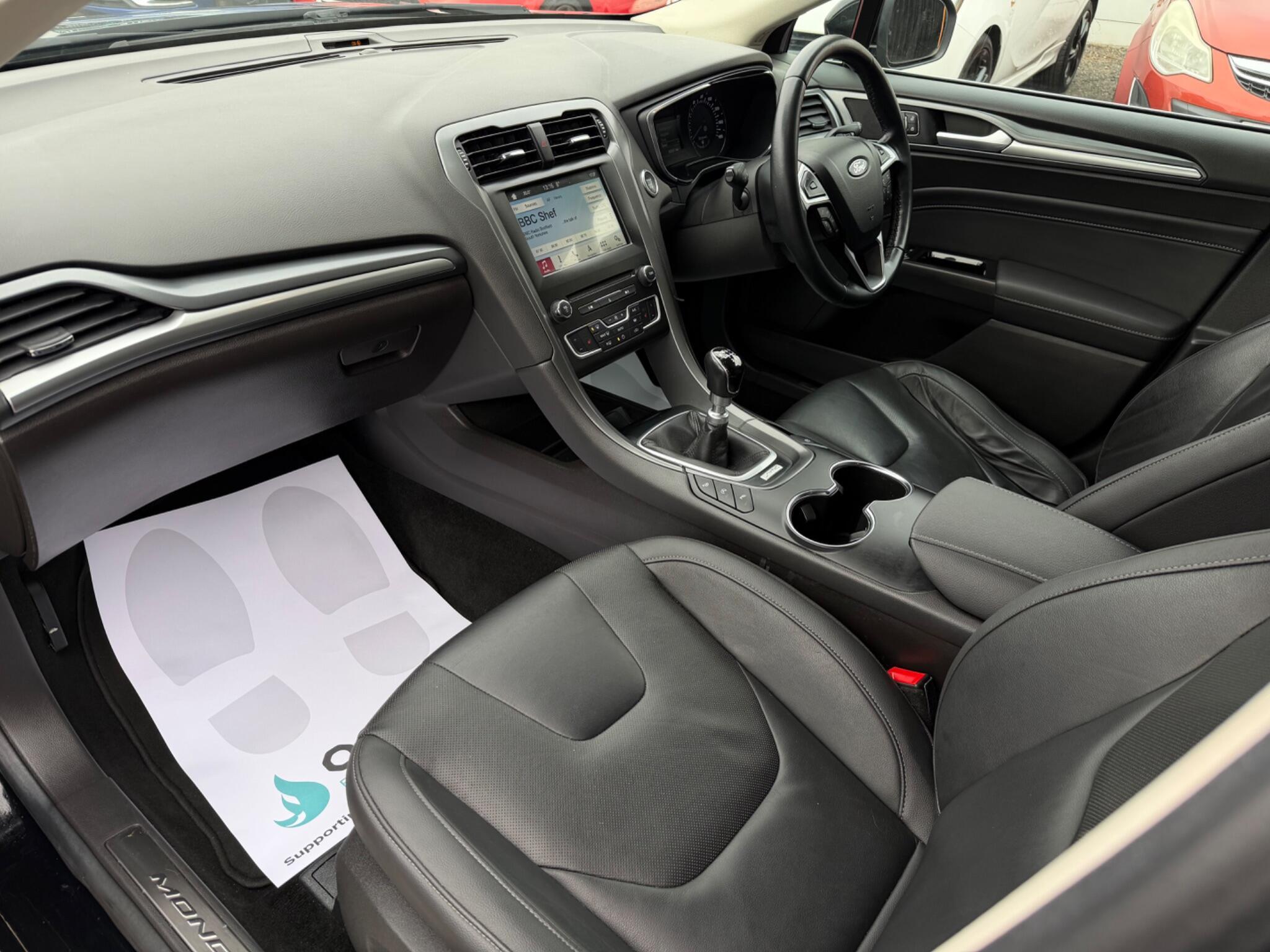 Ford Mondeo - Image 12