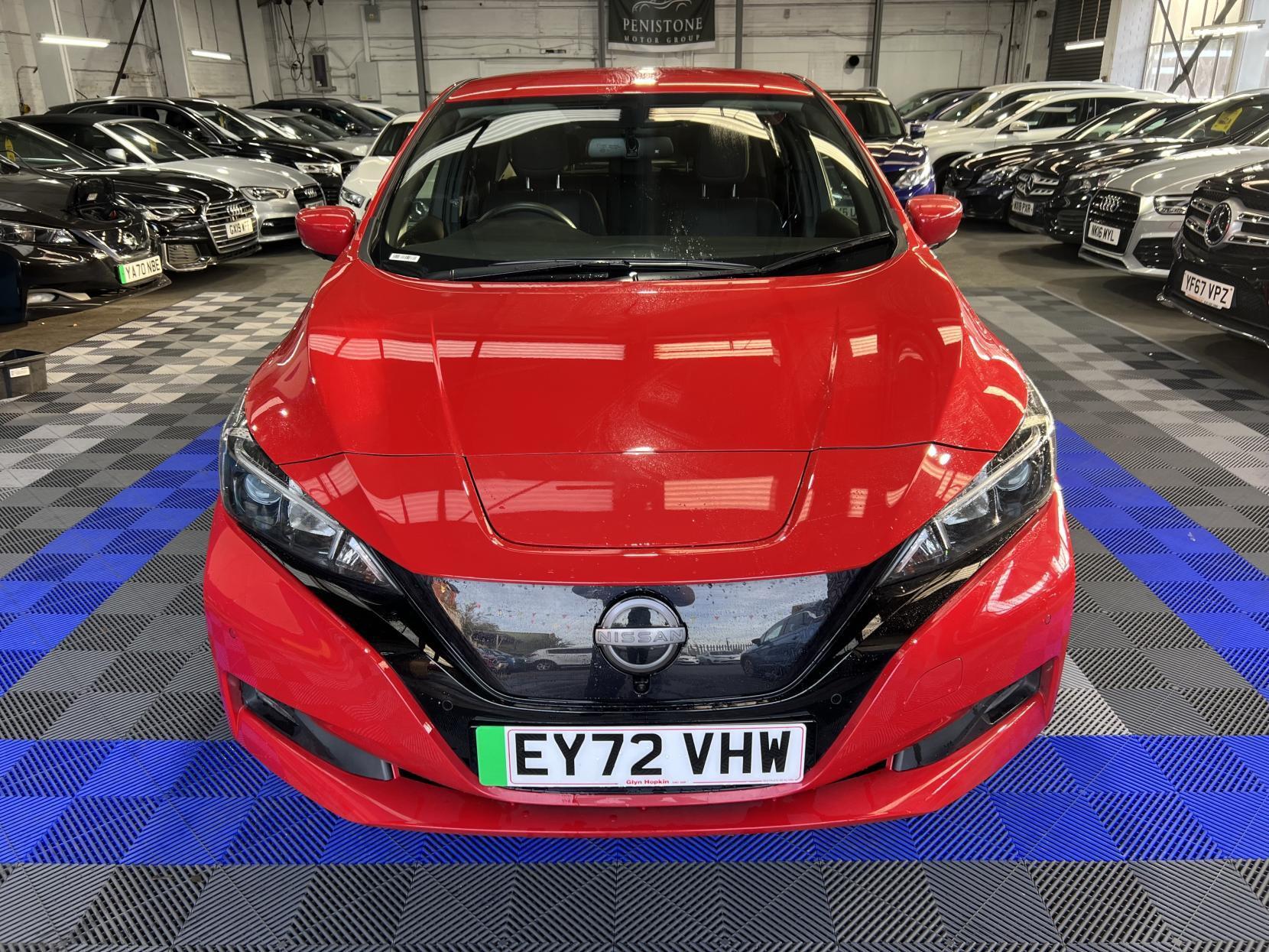 Nissan Leaf - Image 2
