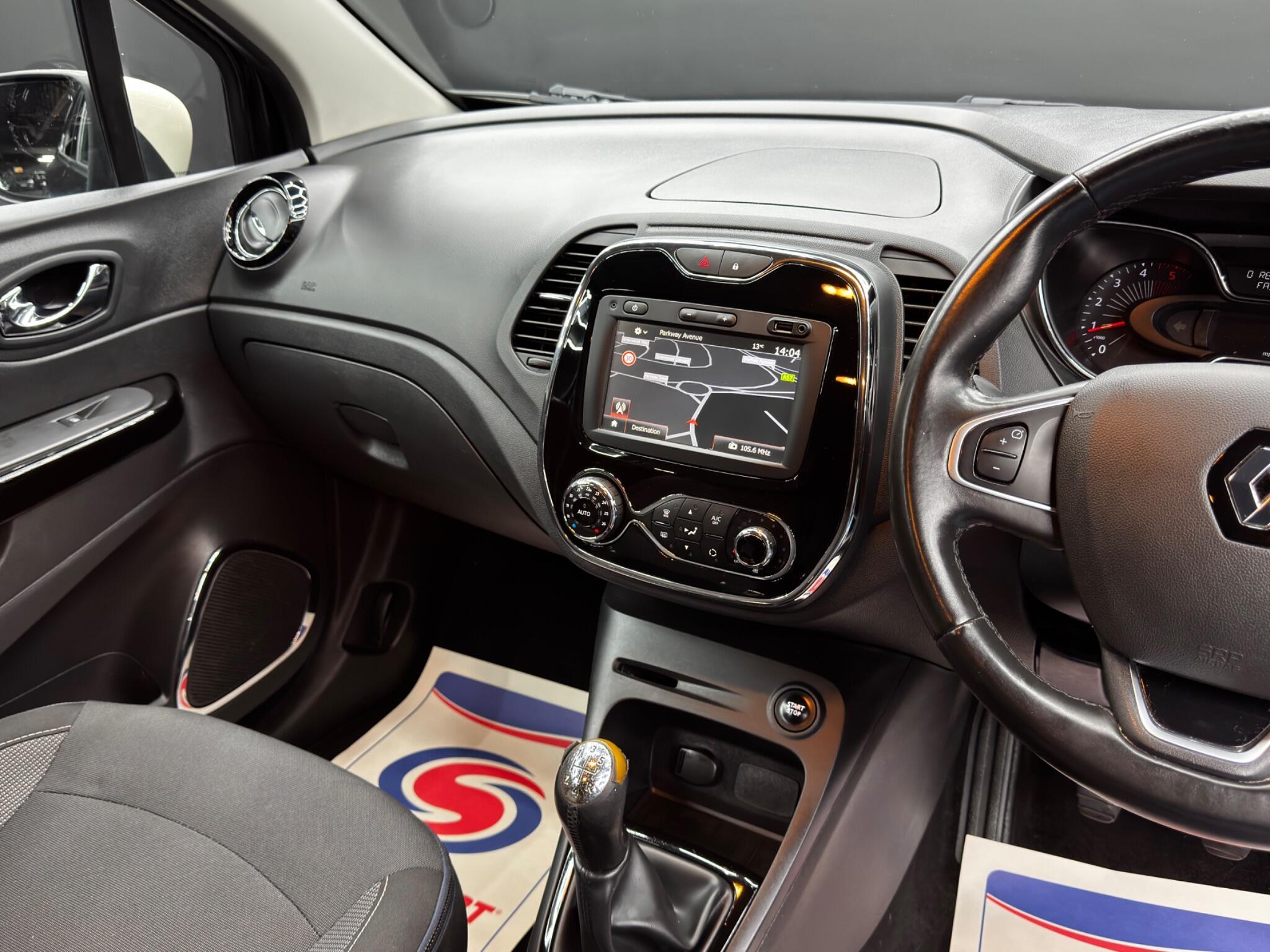 Renault Captur - Image 23