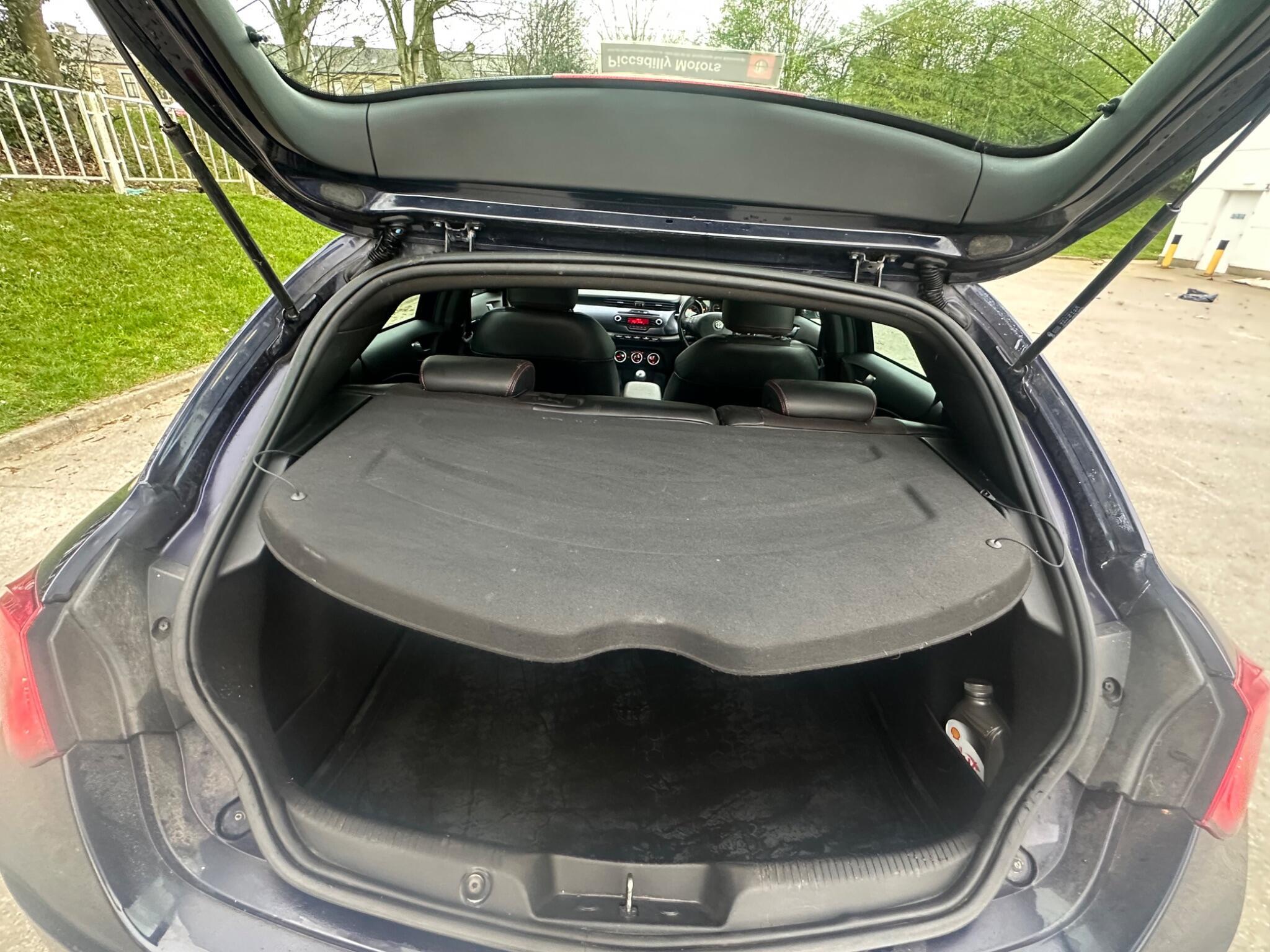 Alfa Romeo Giulietta - Image 40