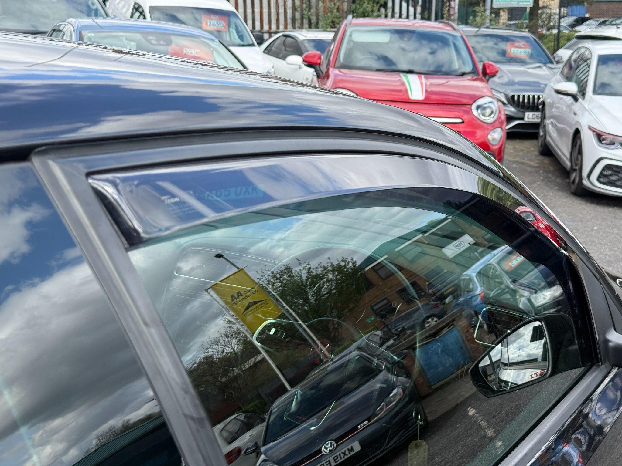 Volkswagen Polo - Image 19