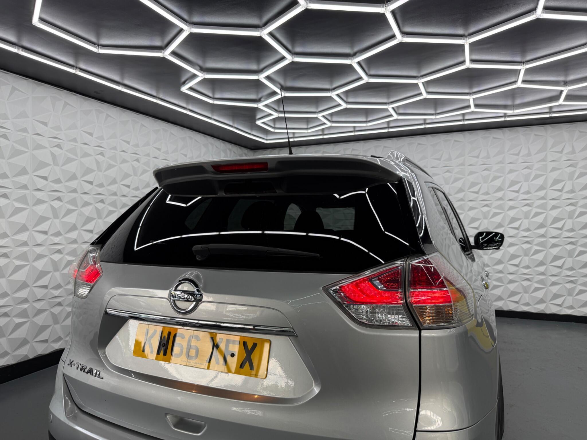 Nissan X-Trail - Image 19