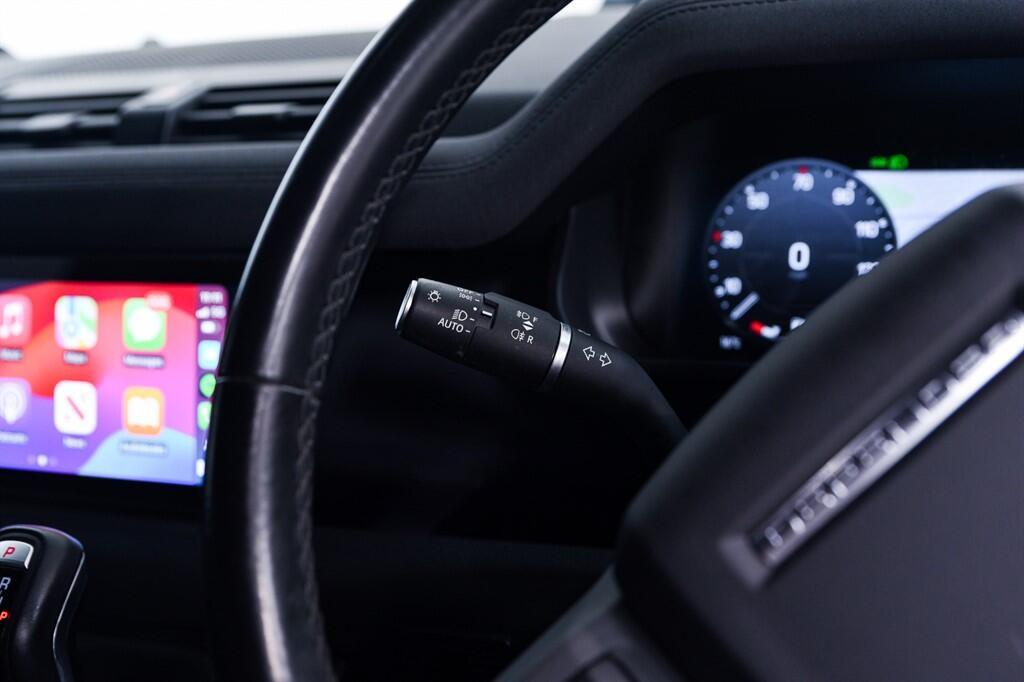 Land Rover Defender 90 - Image 28