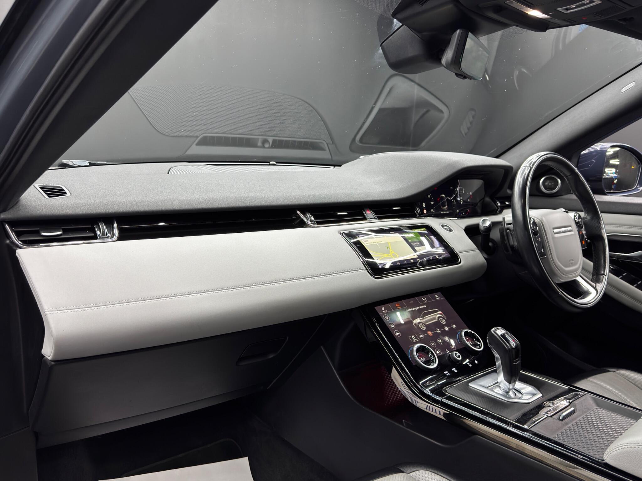 Land Rover Range Rover Evoque - Image 11
