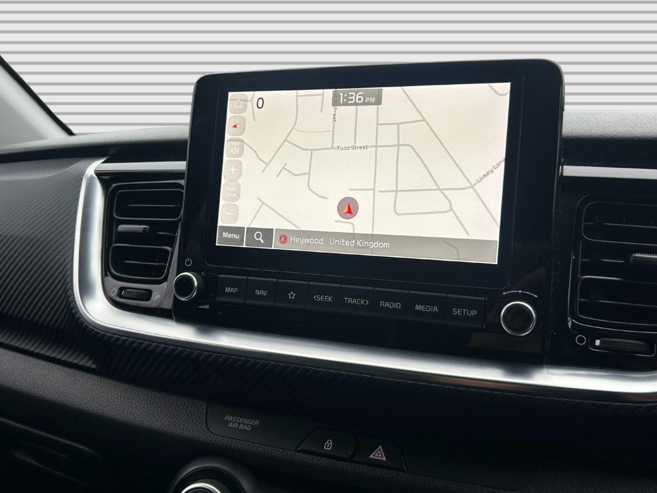 Kia Stonic - Image 40