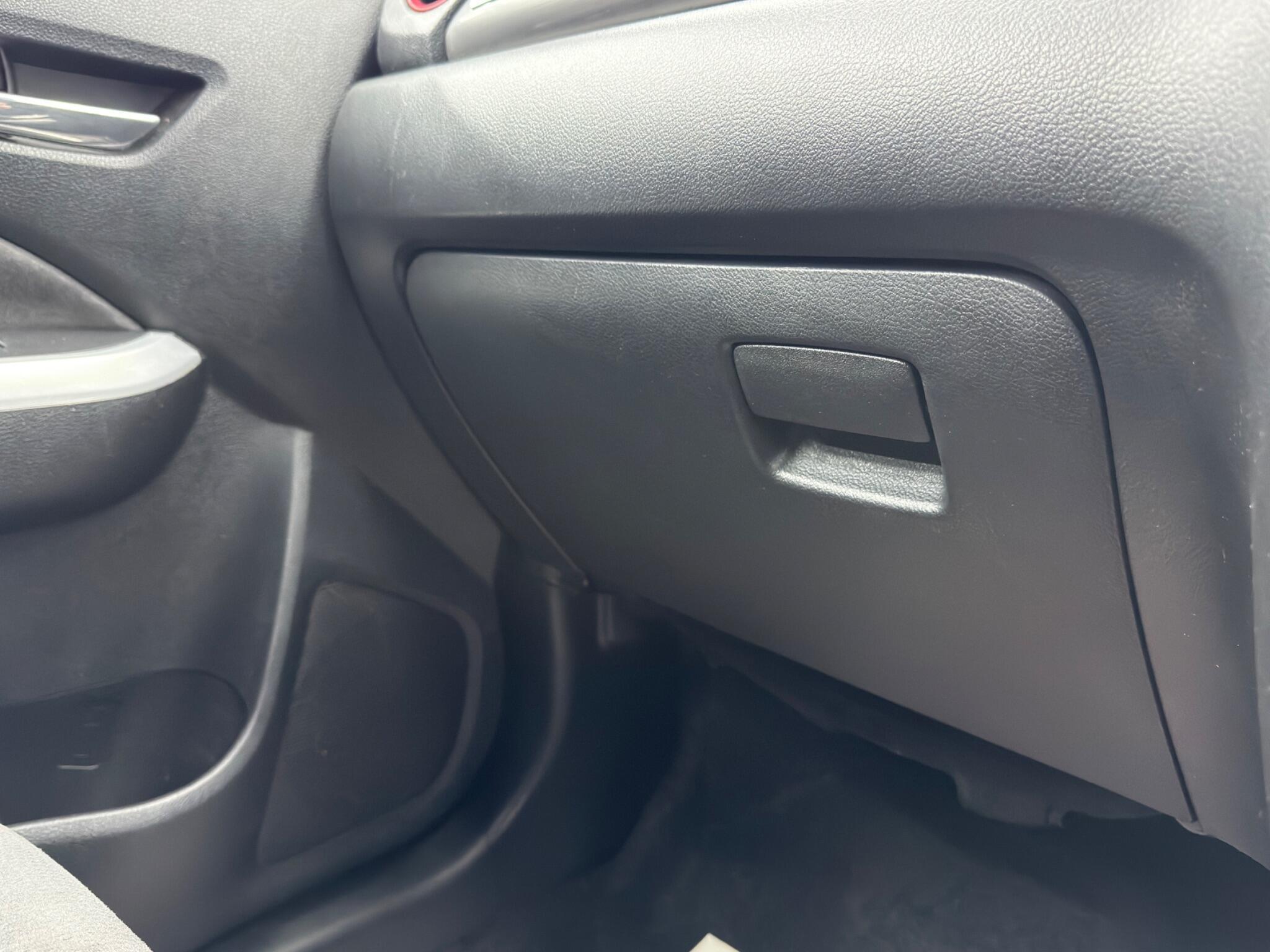 Suzuki Vitara - Image 29