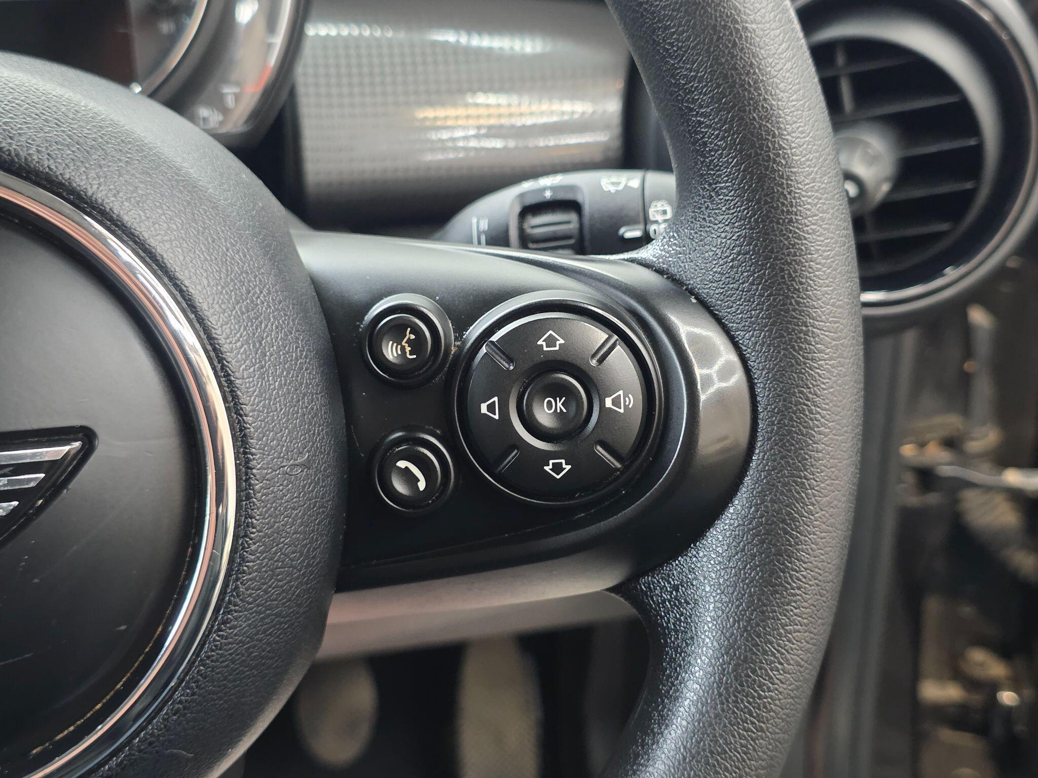 MINI Hatch - Image 23