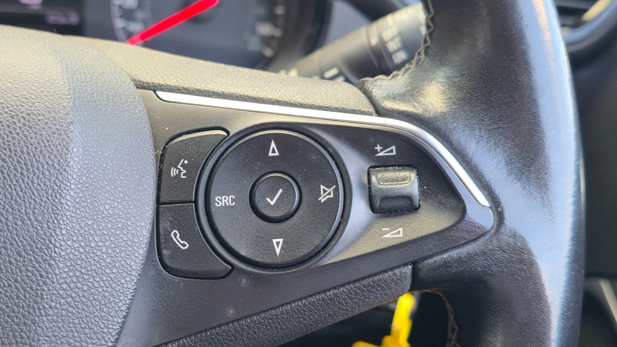 Vauxhall Crossland X - Image 19
