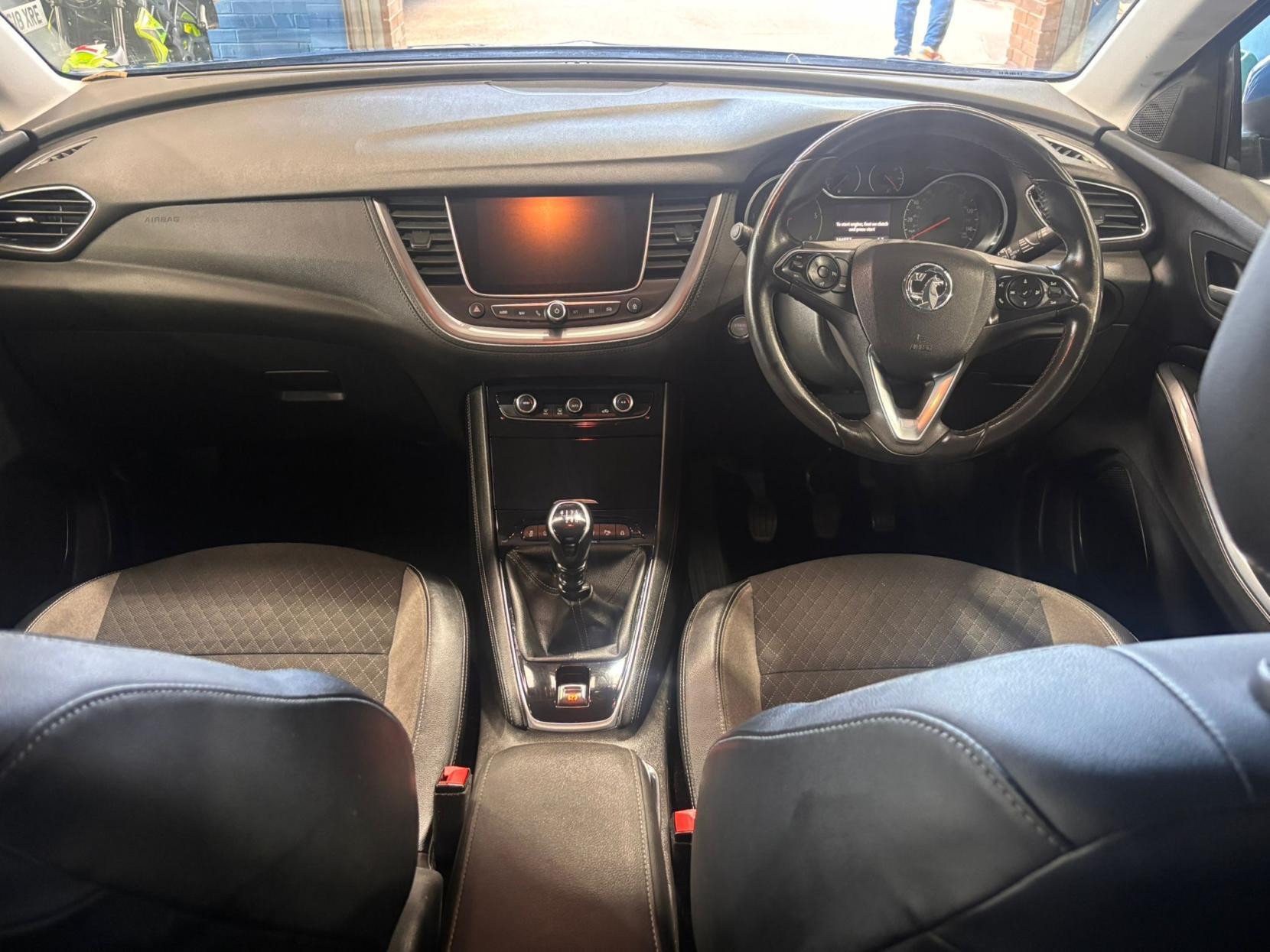 Vauxhall Grandland X - Image 10