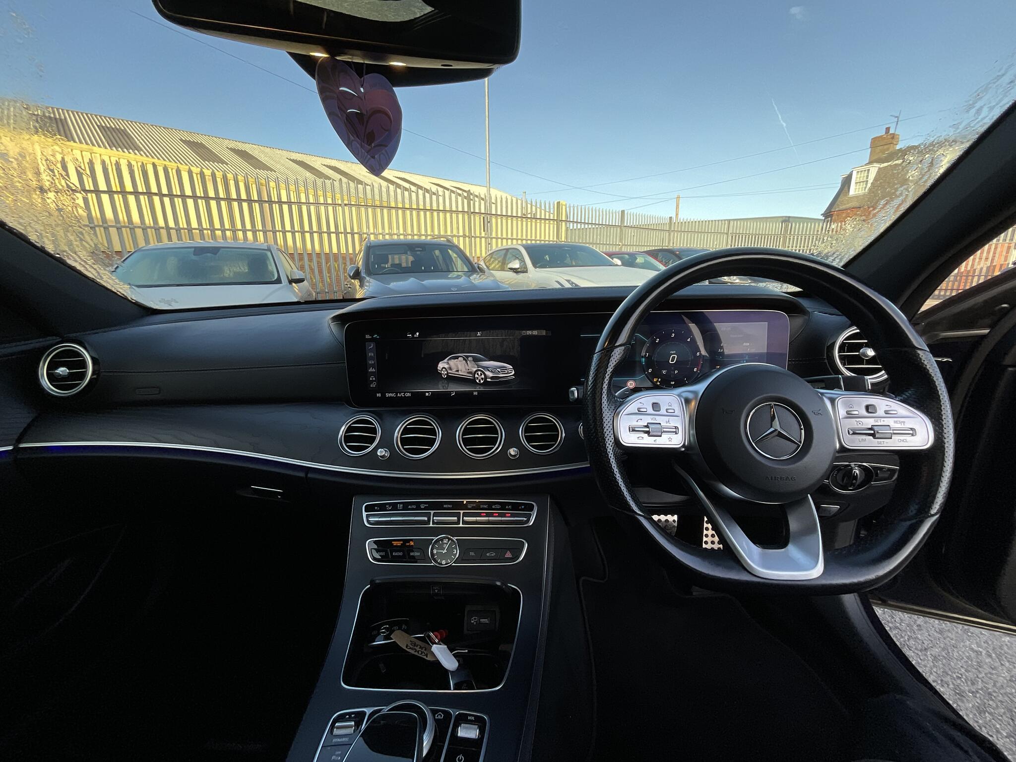 Mercedes E Class - Image 19