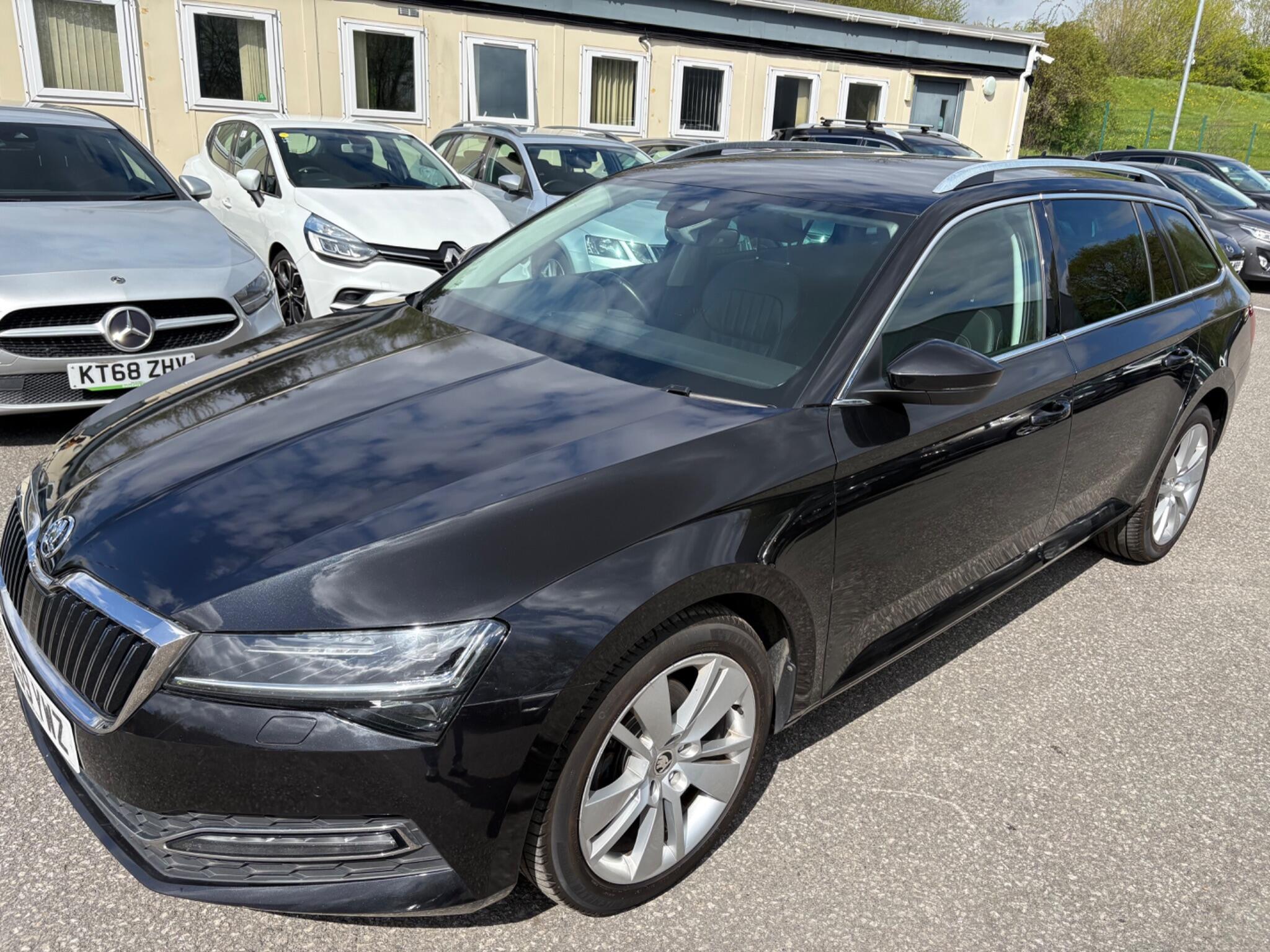 Skoda Superb - Image 8