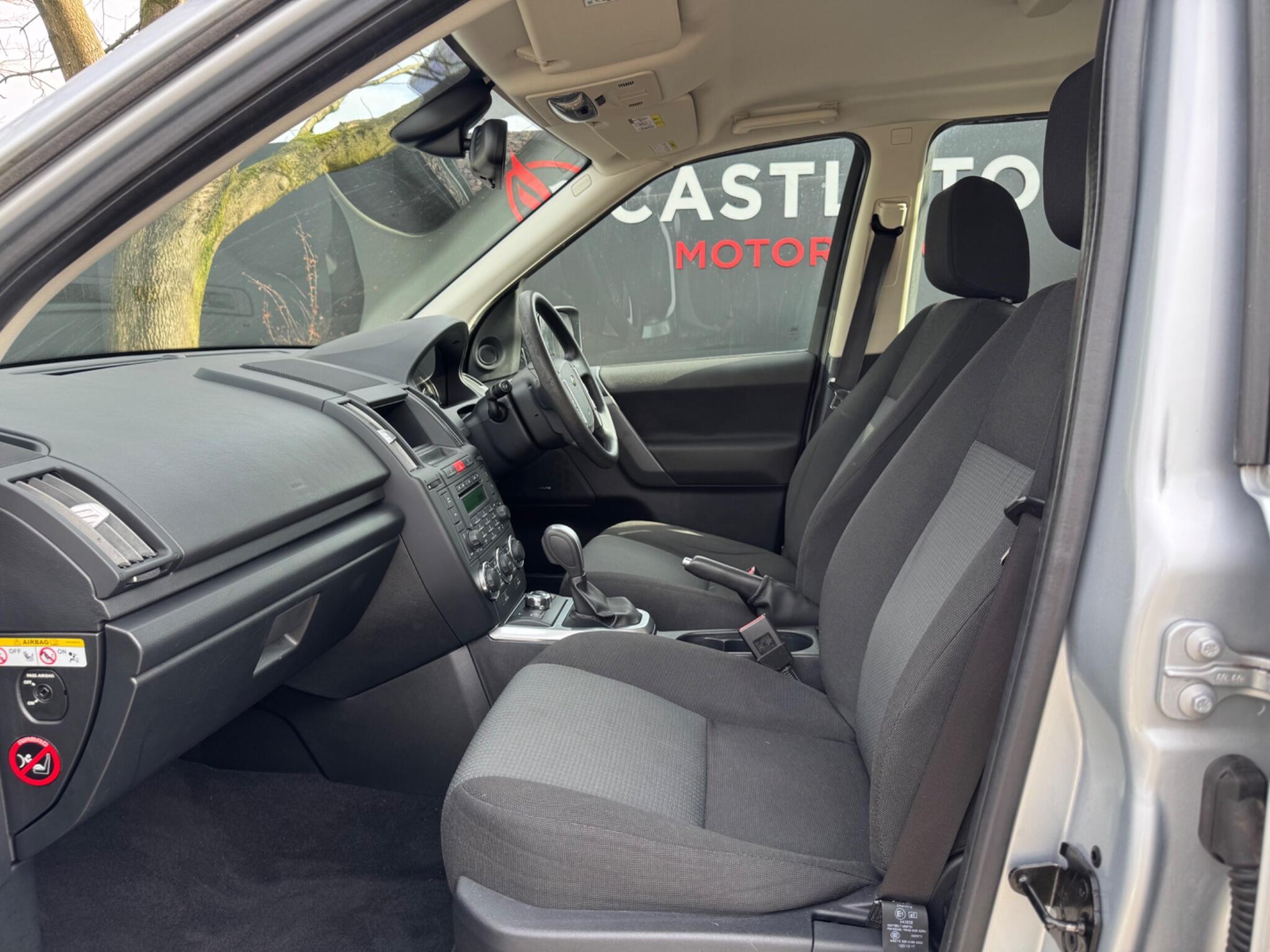 Land Rover Freelander 2 - Image 11